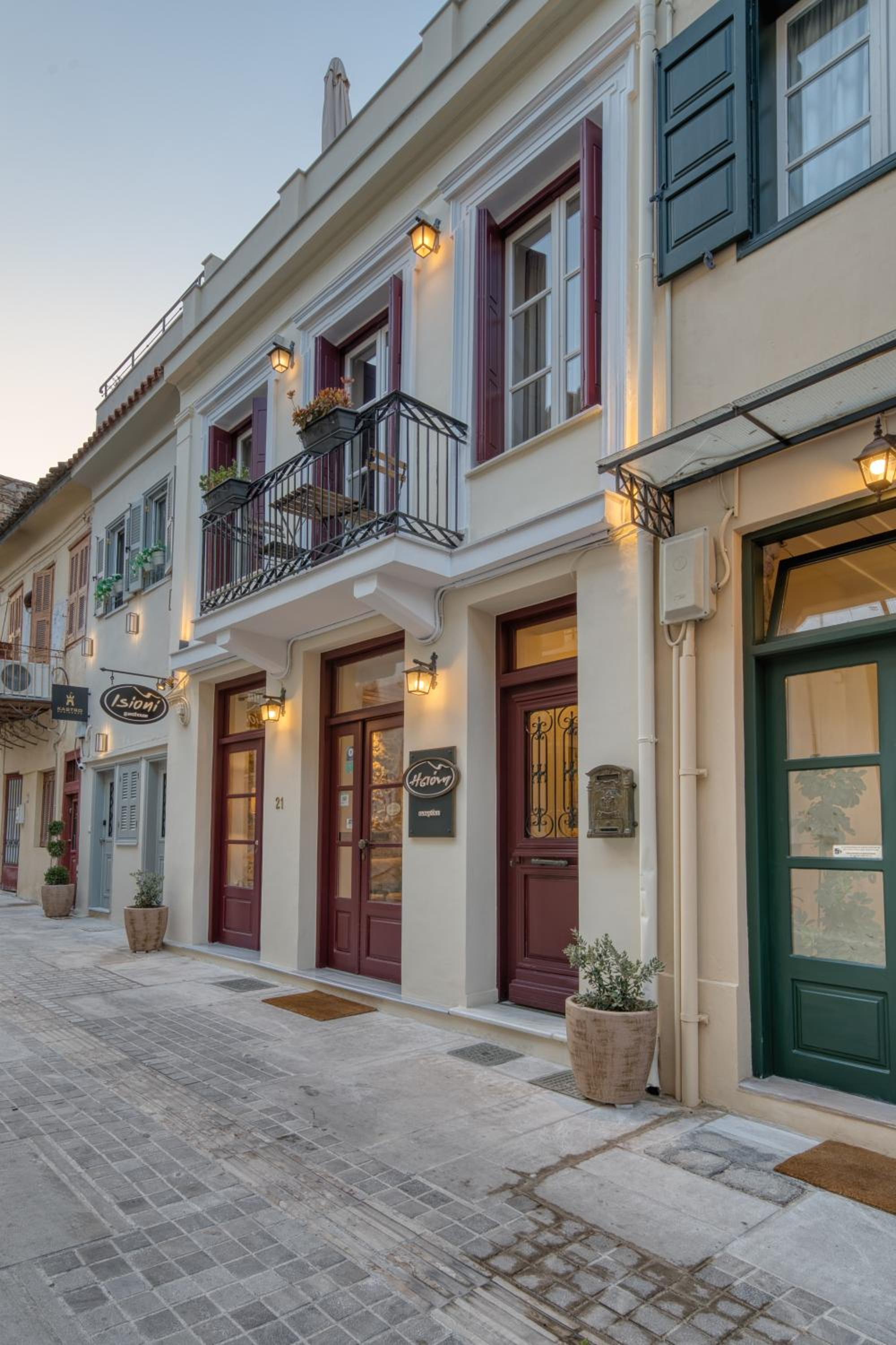 Isioni Pension