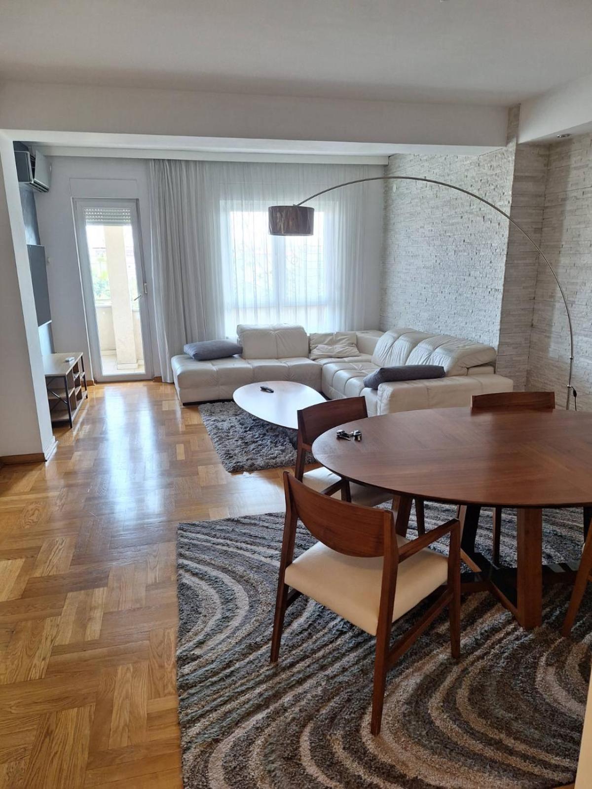 PENTHAUS apartment