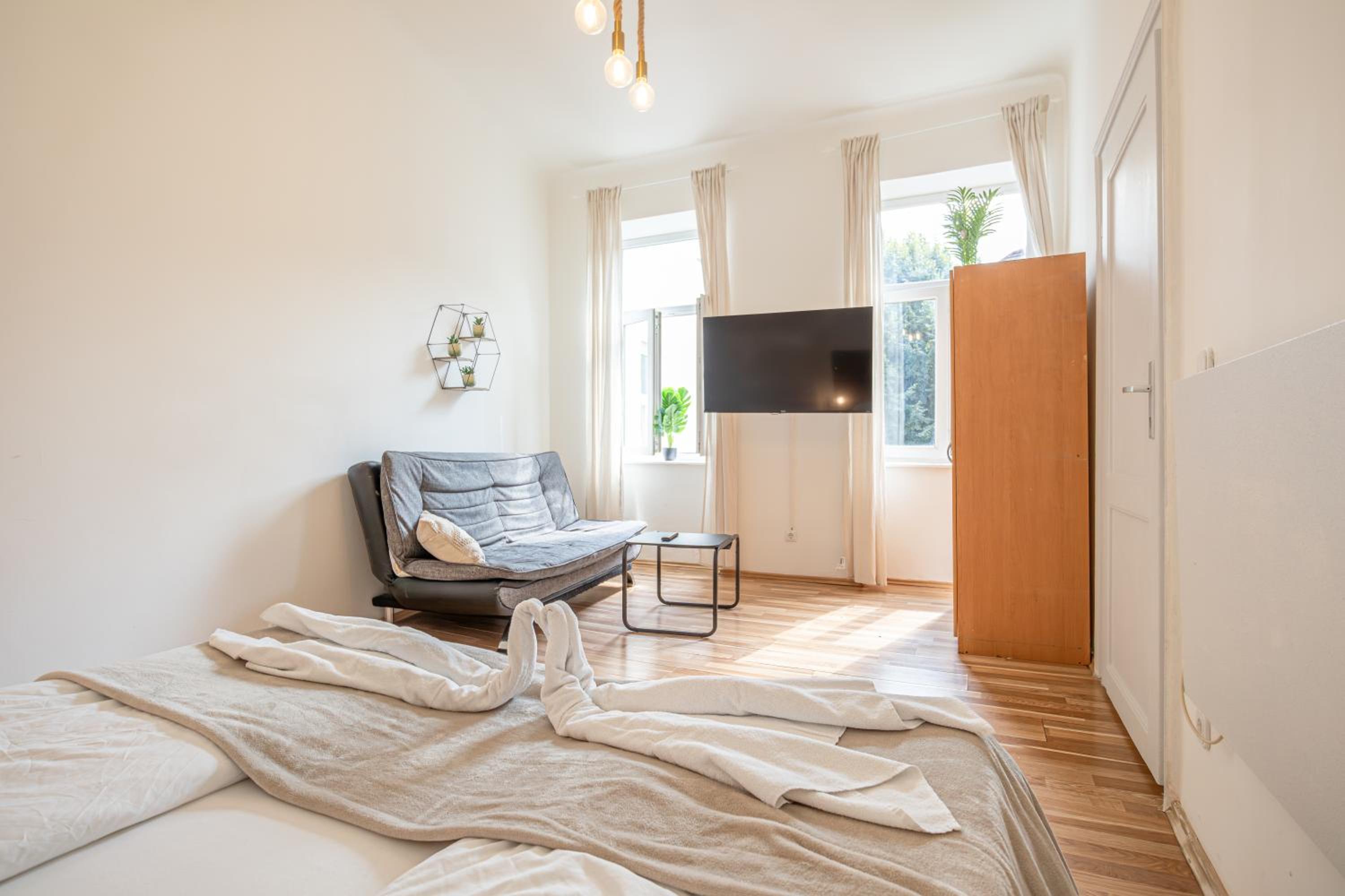 Inviting Economy 1BR Apt. with the best Location