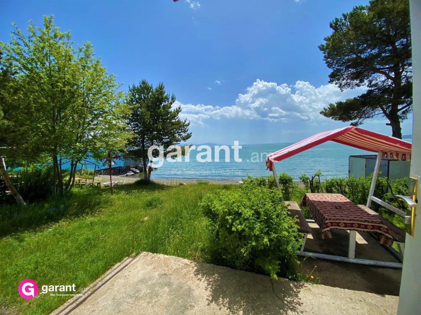 Nirvana Lake View 2