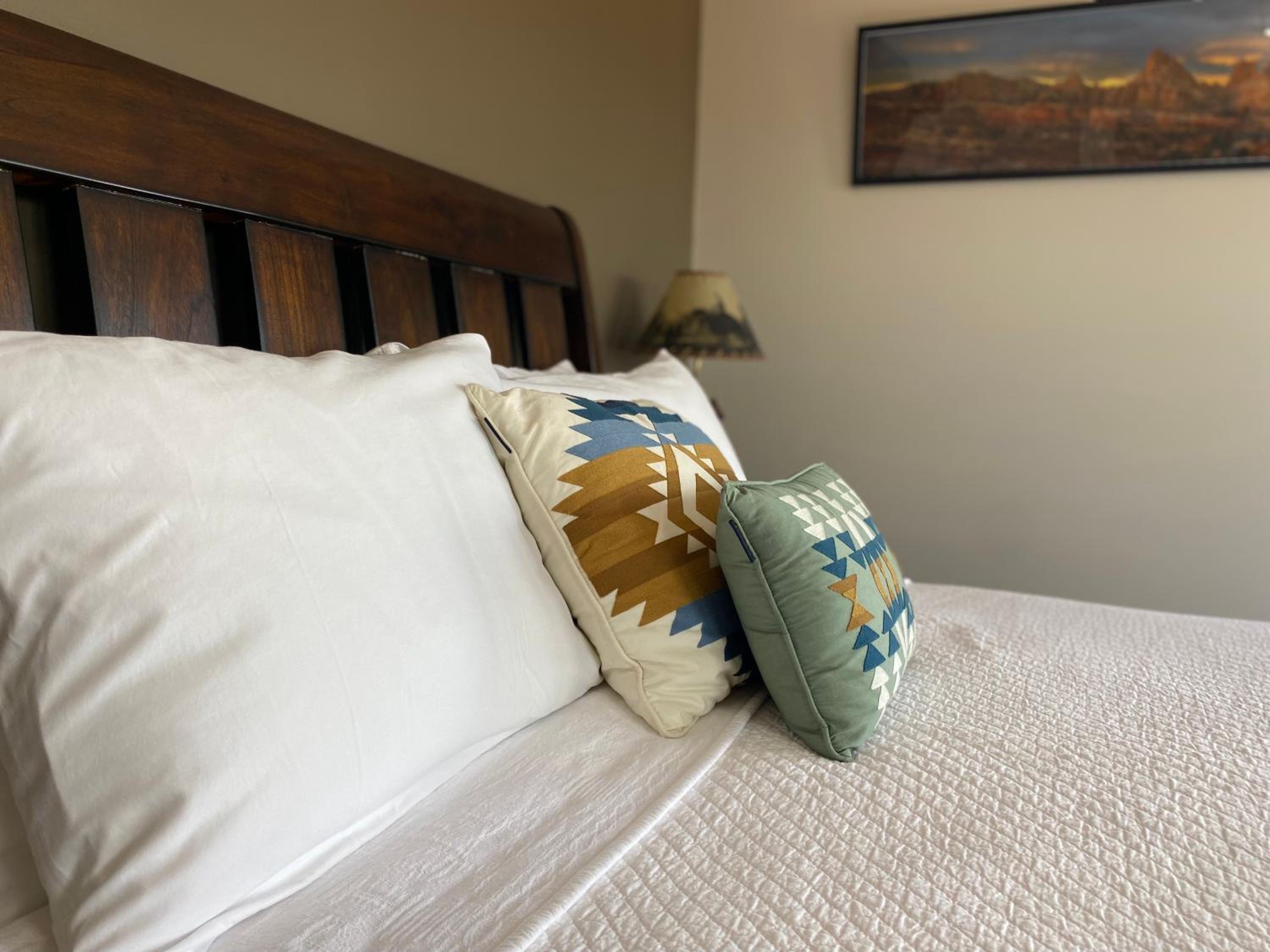 SkyRidge Inn