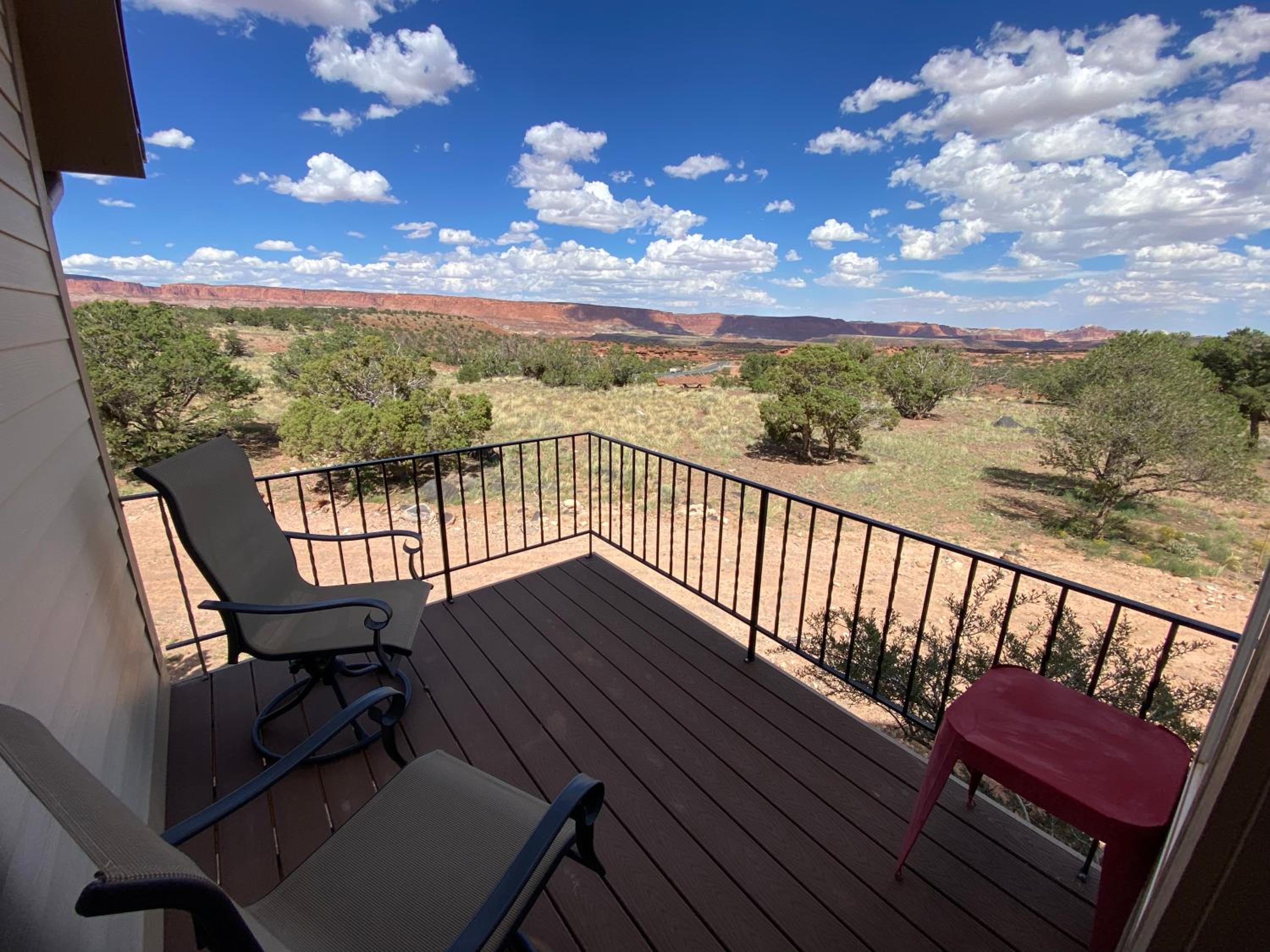 SkyRidge Inn