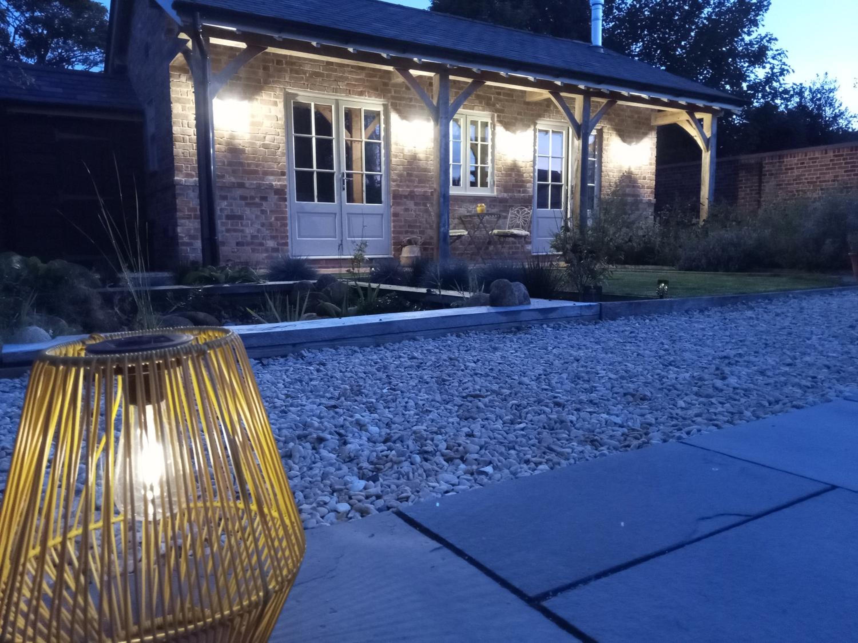 Dragonfly cottage