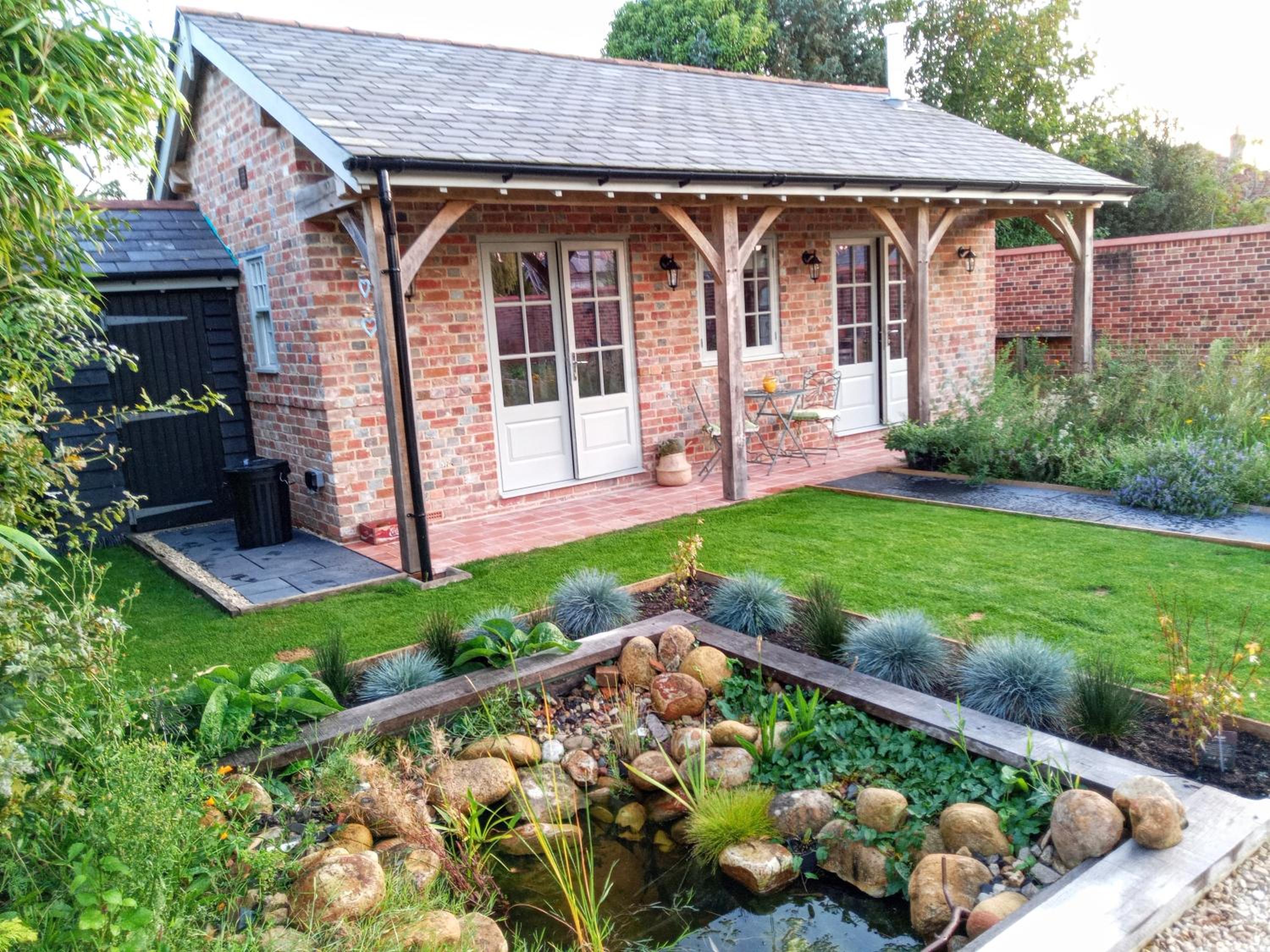 Dragonfly cottage