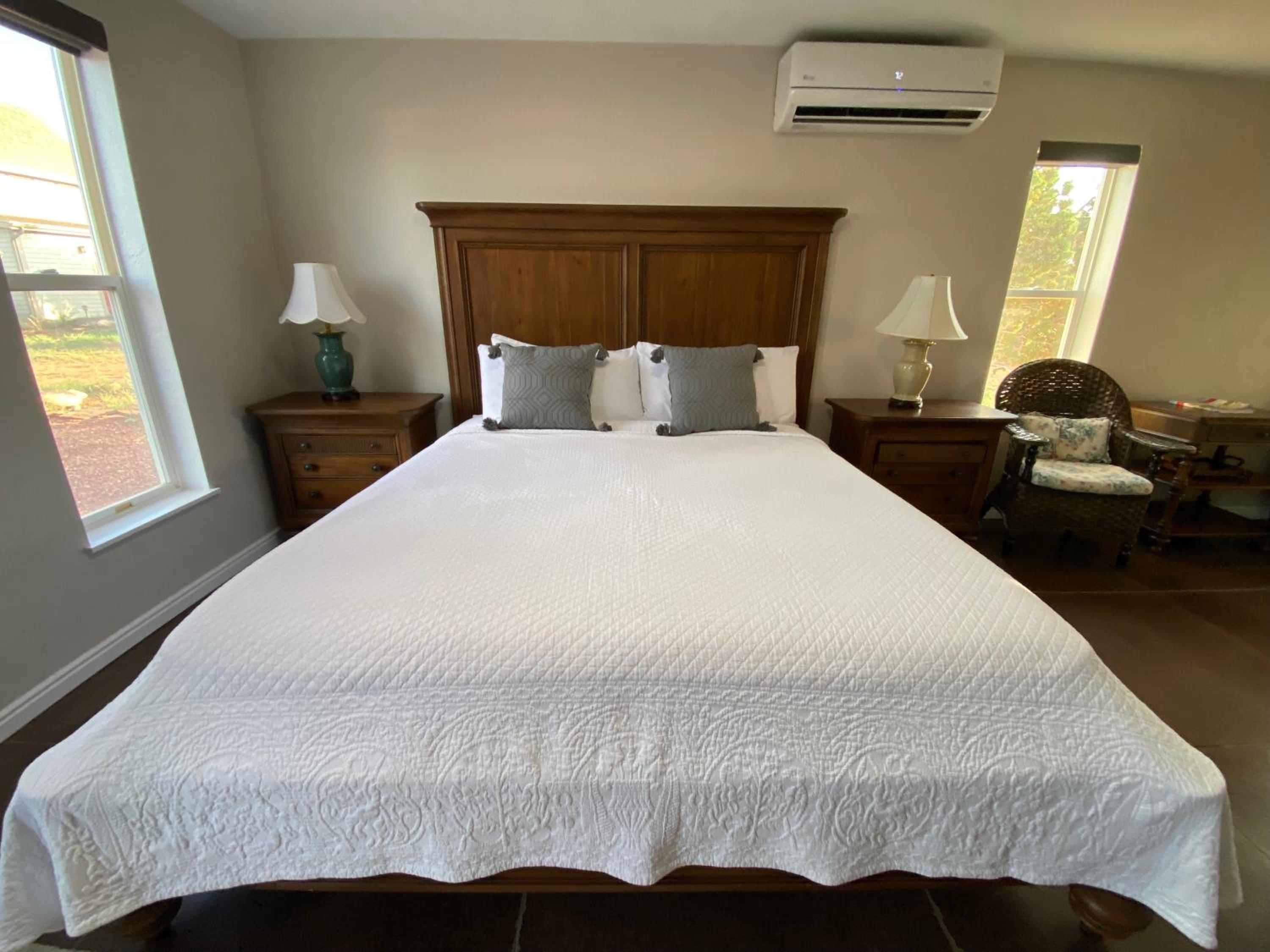 SkyRidge Inn