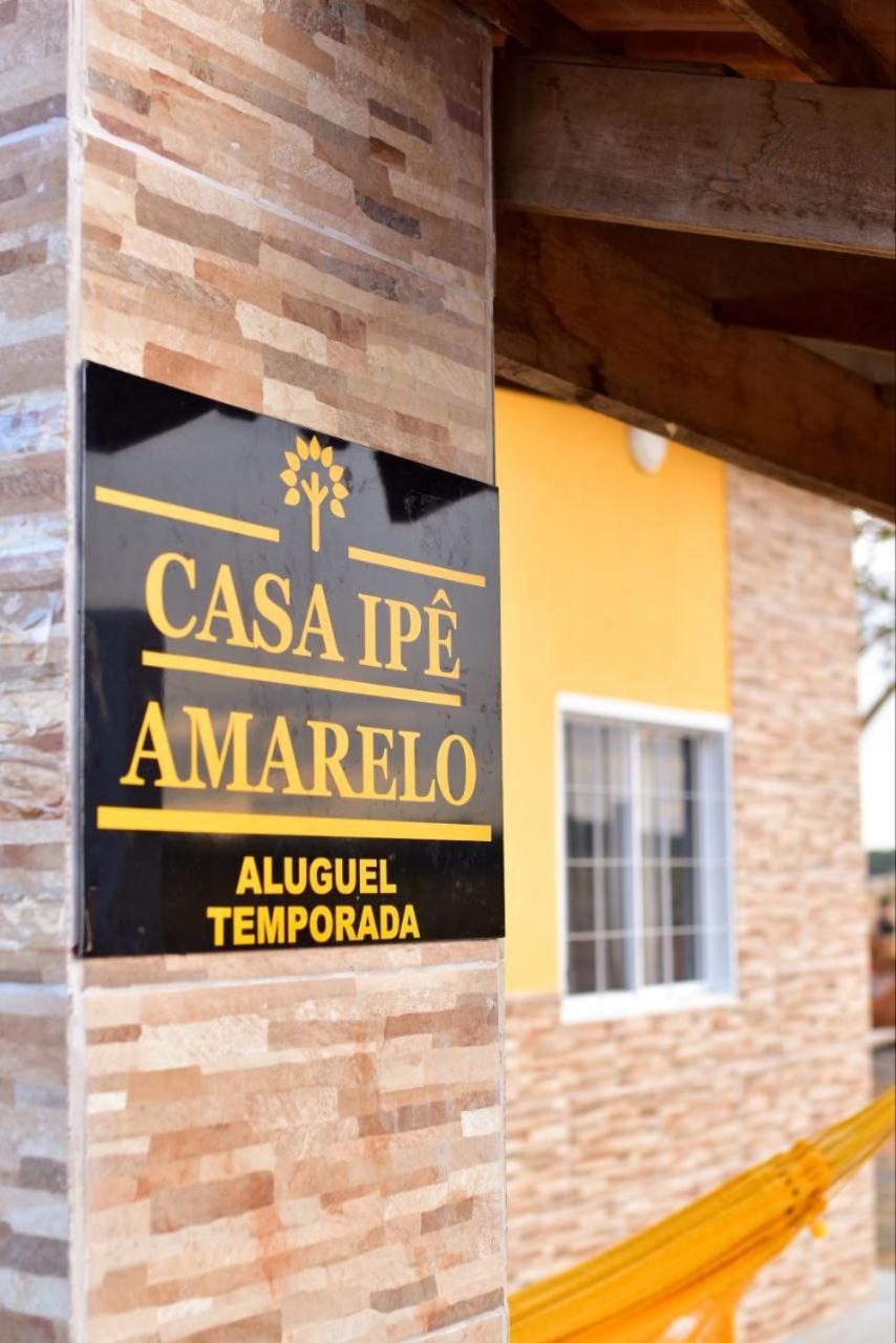 Casa Ipê Amarelo