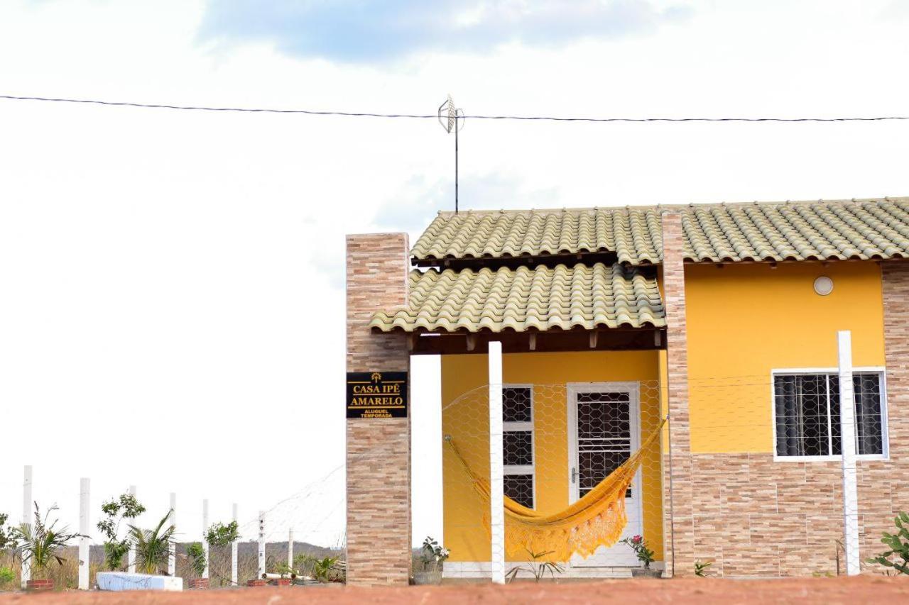 Casa Ipê Amarelo