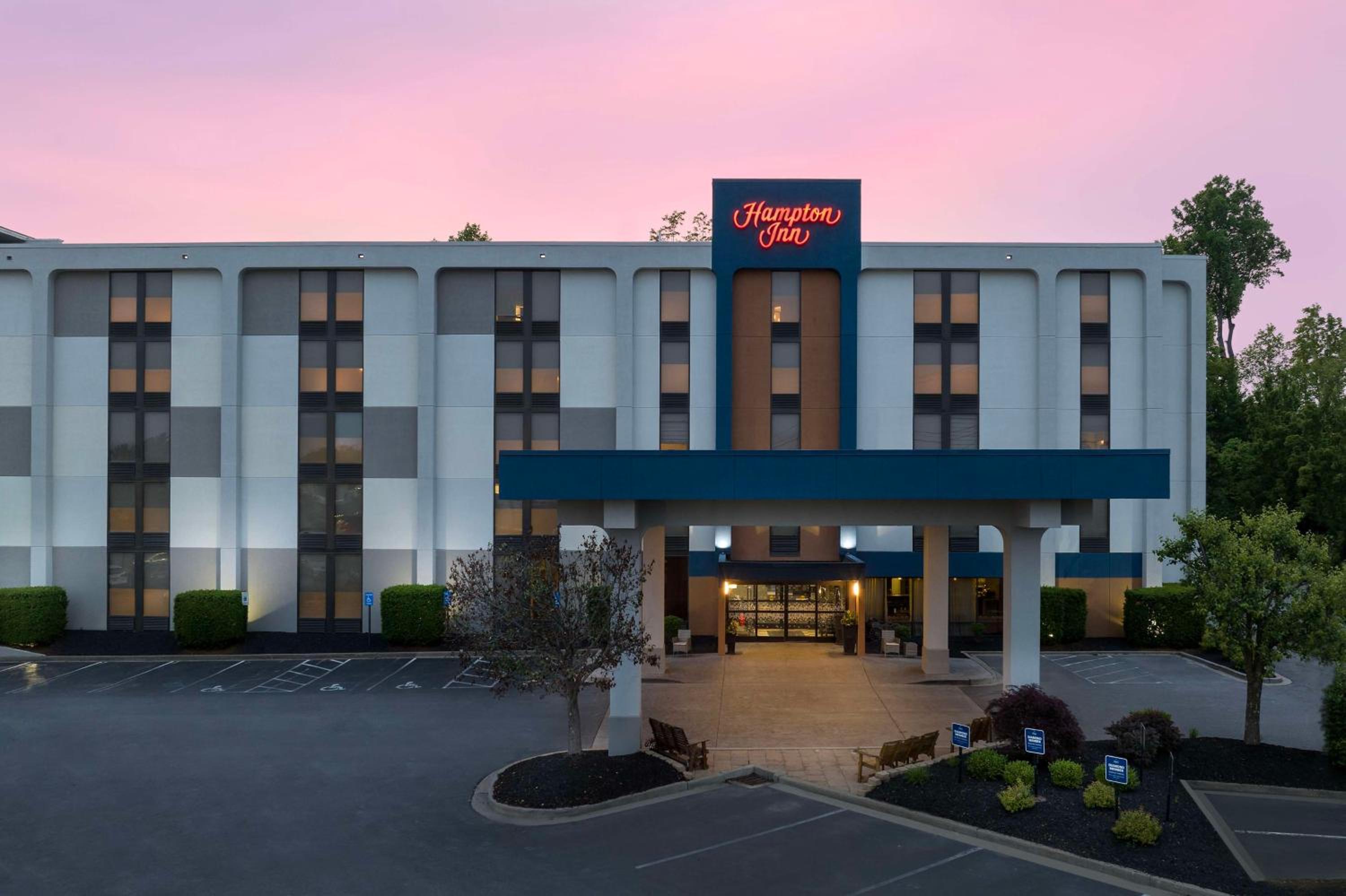 Beckley Vacations - Hampton Inn Beckley - Property Image 34