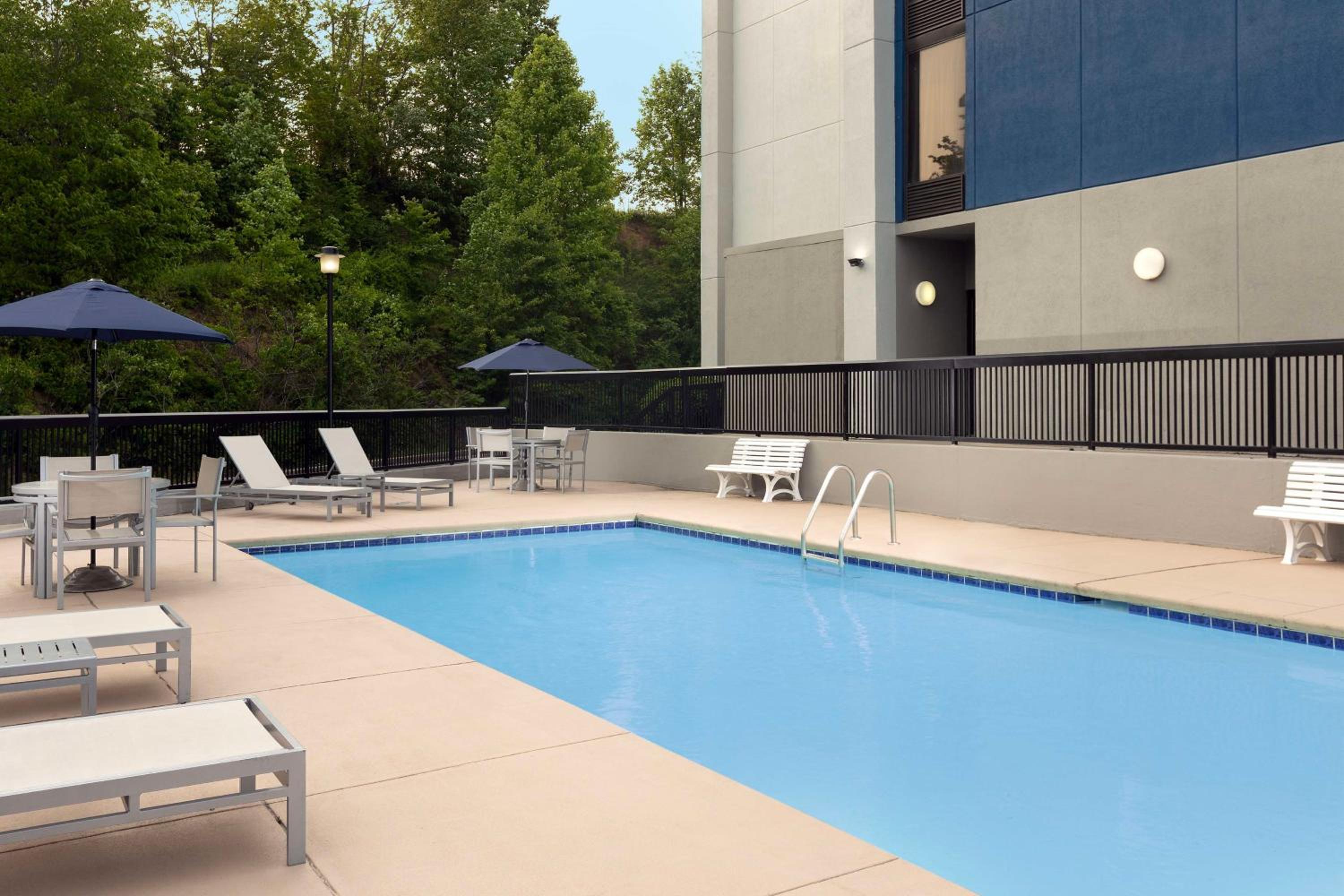 Beckley Vacations - Hampton Inn Beckley - Property Image 27