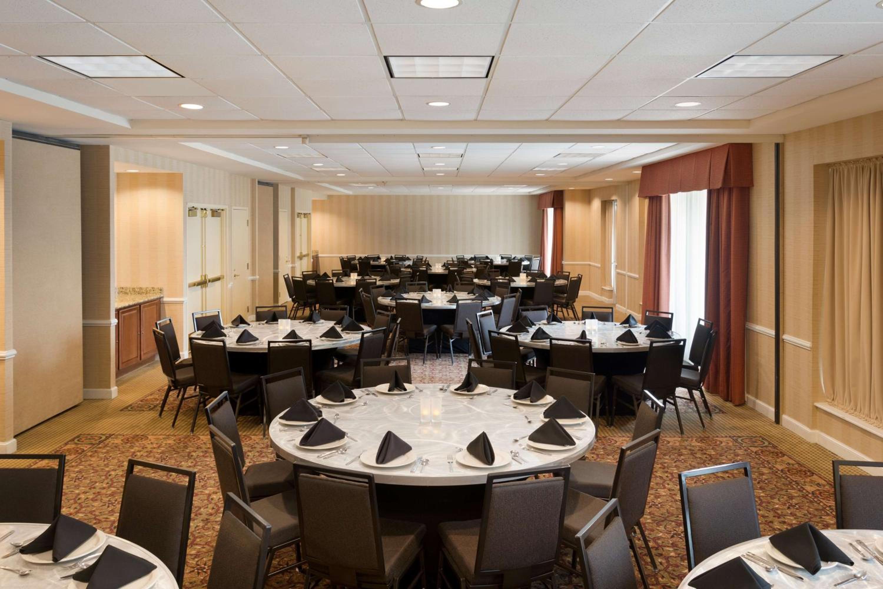 Hilton Garden Inn Oakbrook Terrace