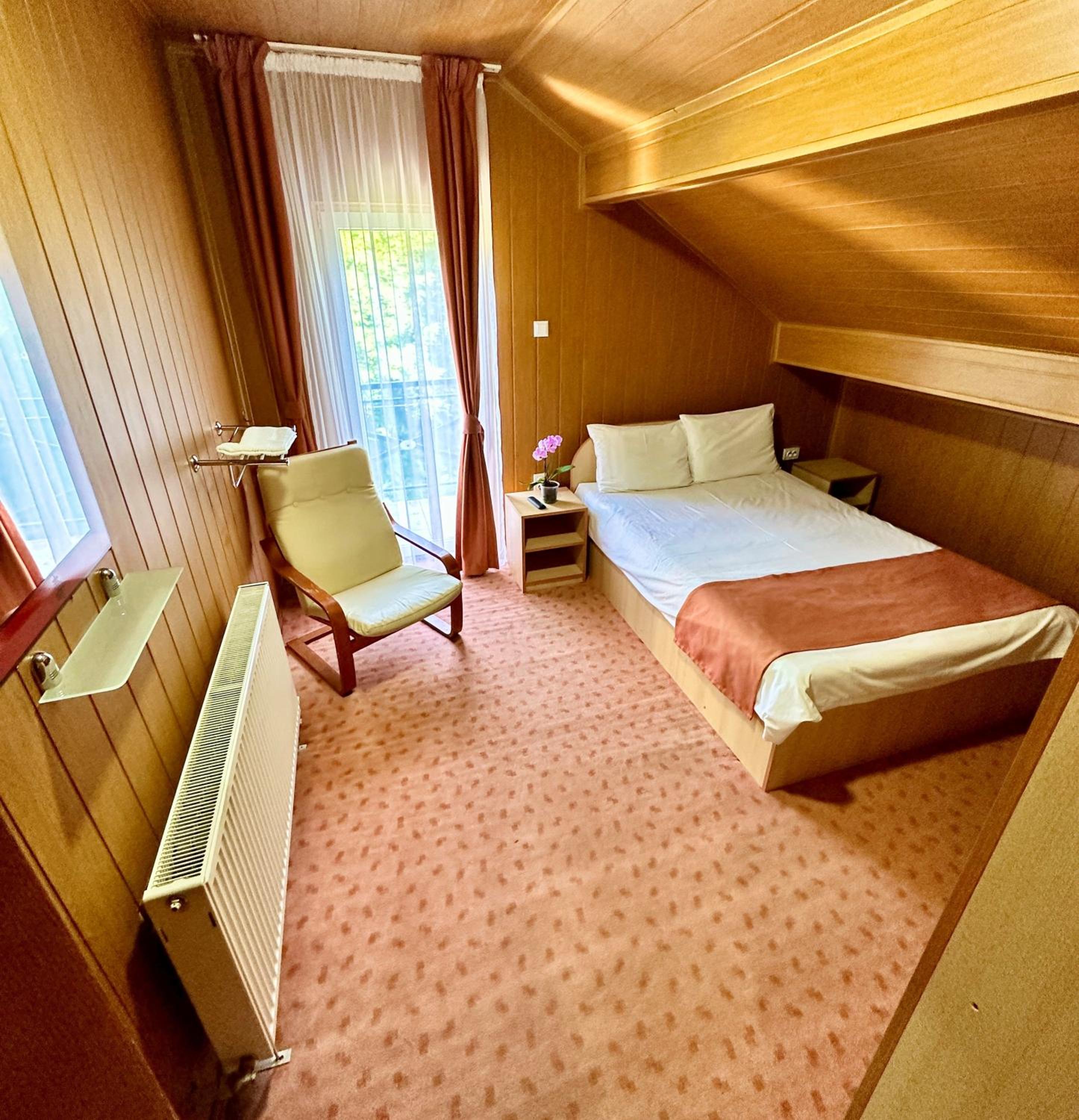 Photo 66