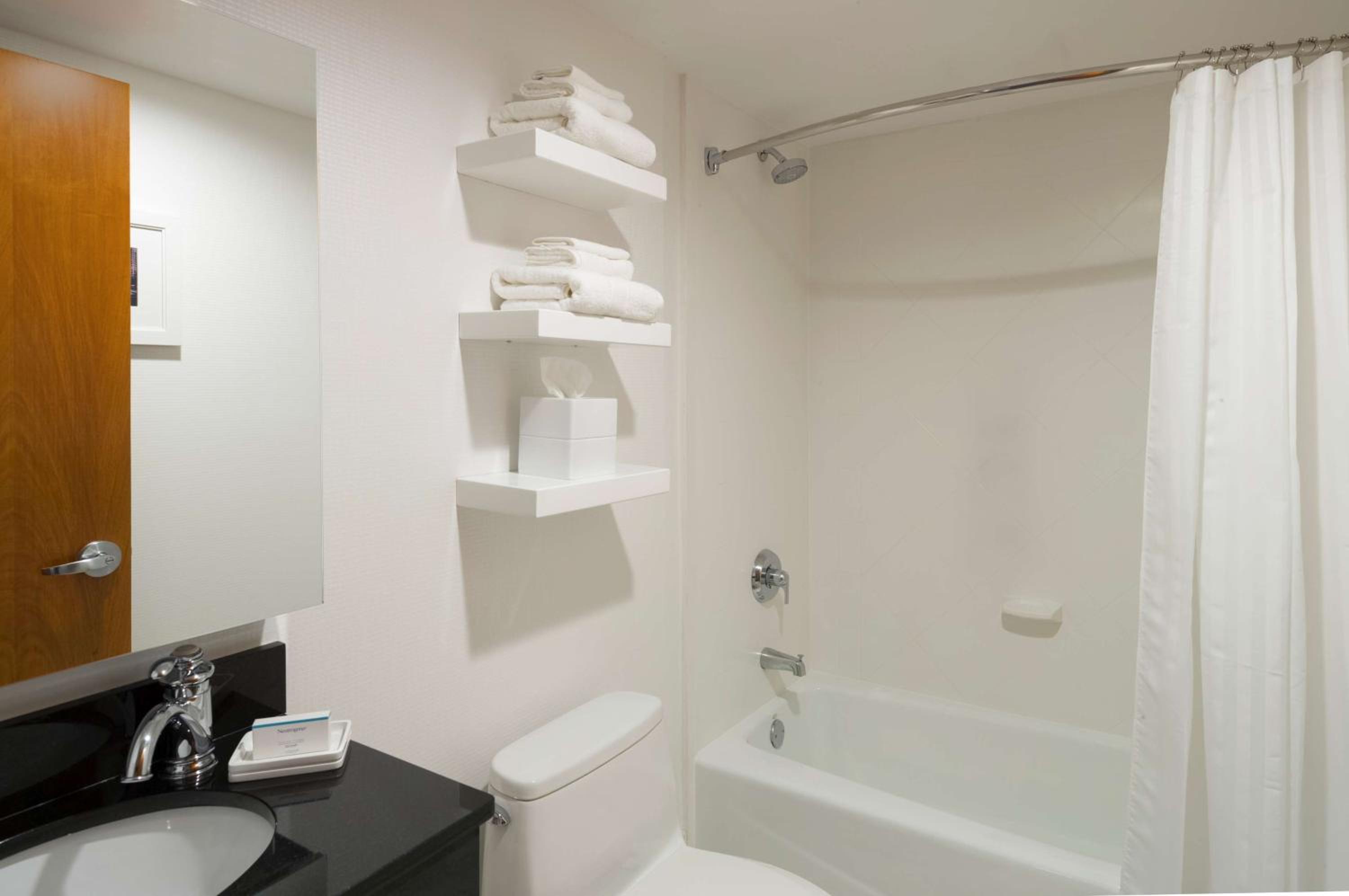 Hampton Inn Madison Square Garden Area Hotel 2