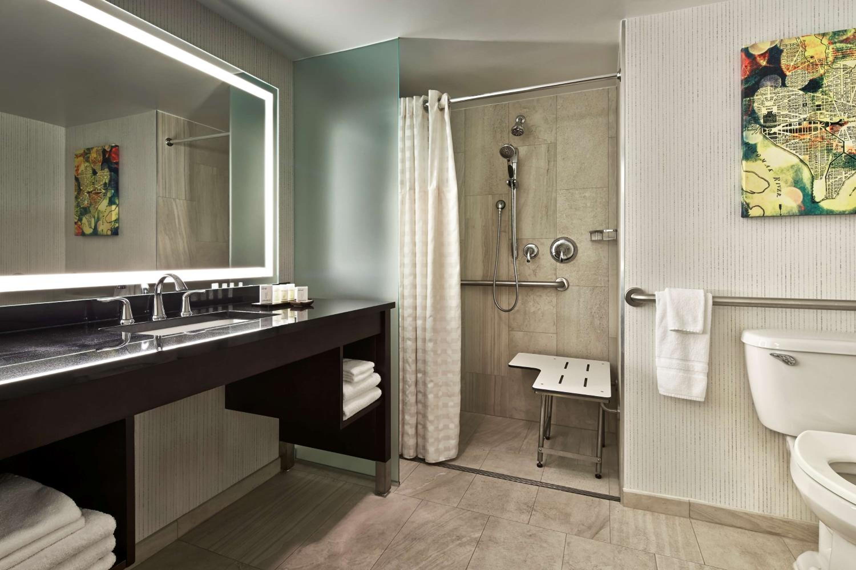 Embassy Suites by Hilton Washington DC Chevy Chase Pavilion, Zdjęcie 35