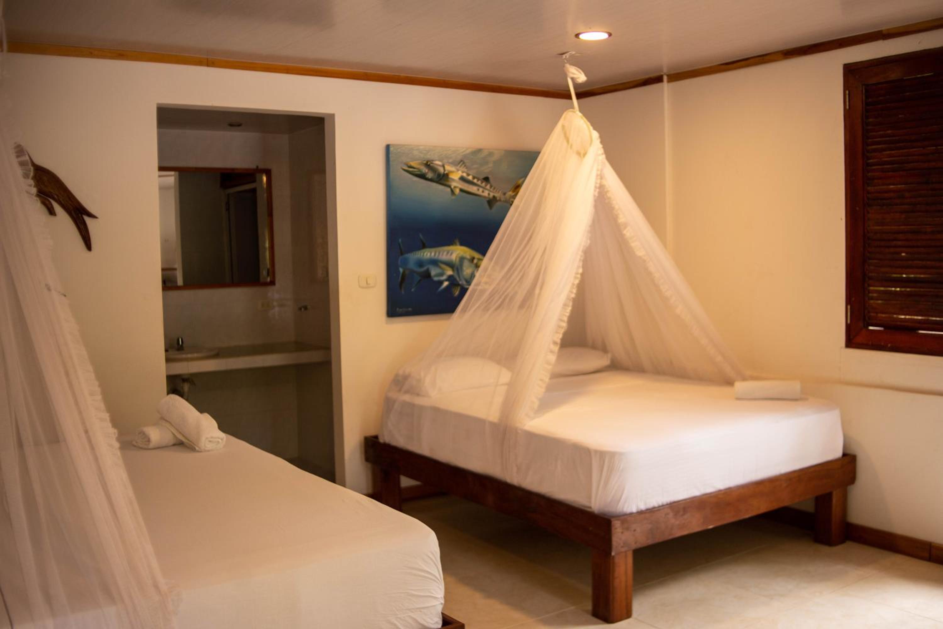 Isla Grande Eco-Hostal