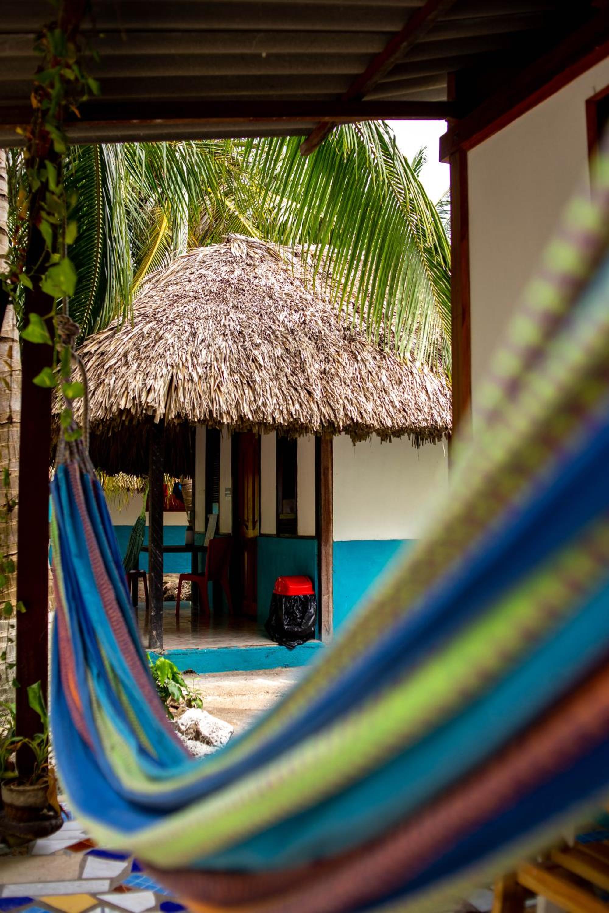 Isla Grande Eco-Hostal
