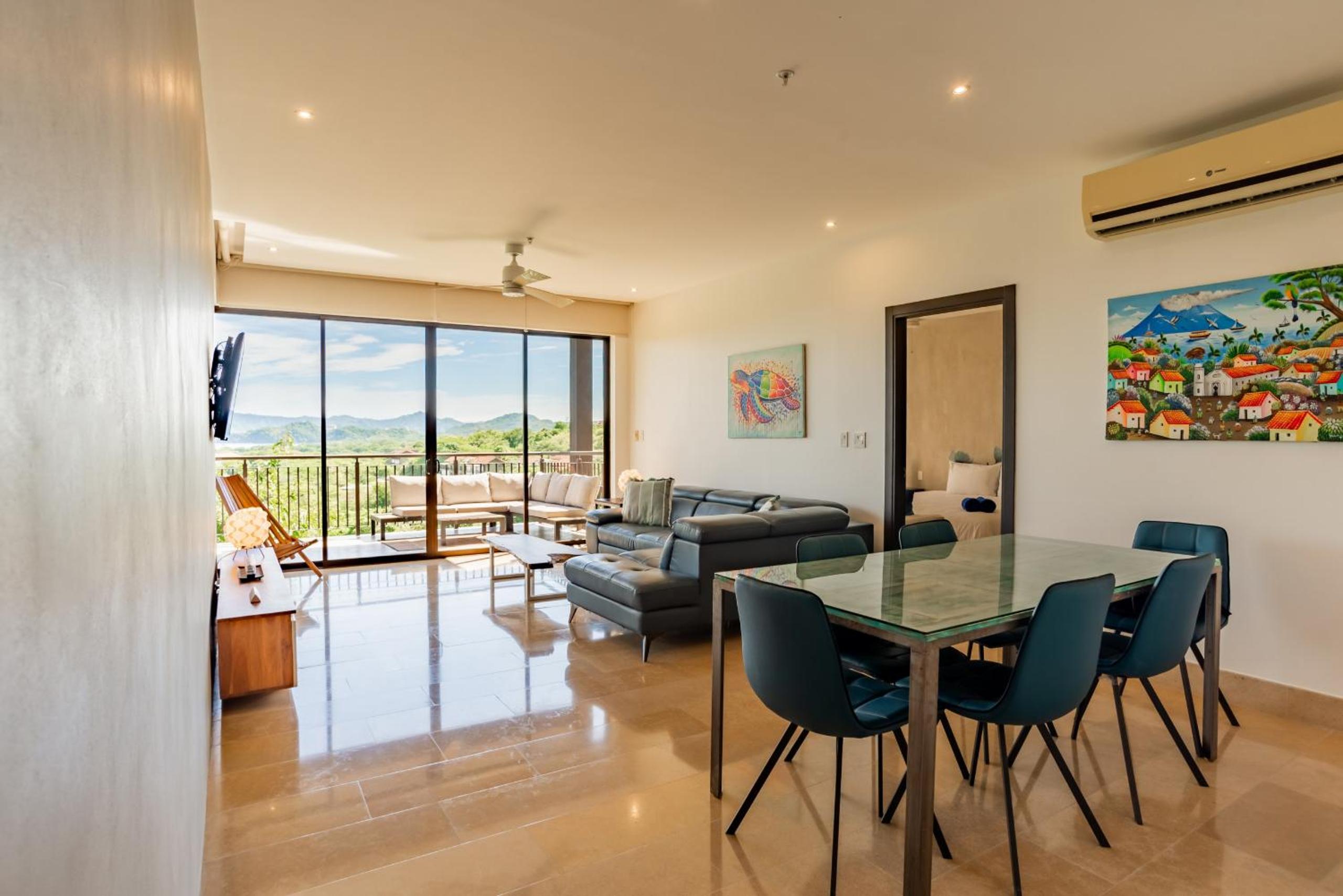 Roble Sabana 305 Luxury Condo - Reserva Conchal