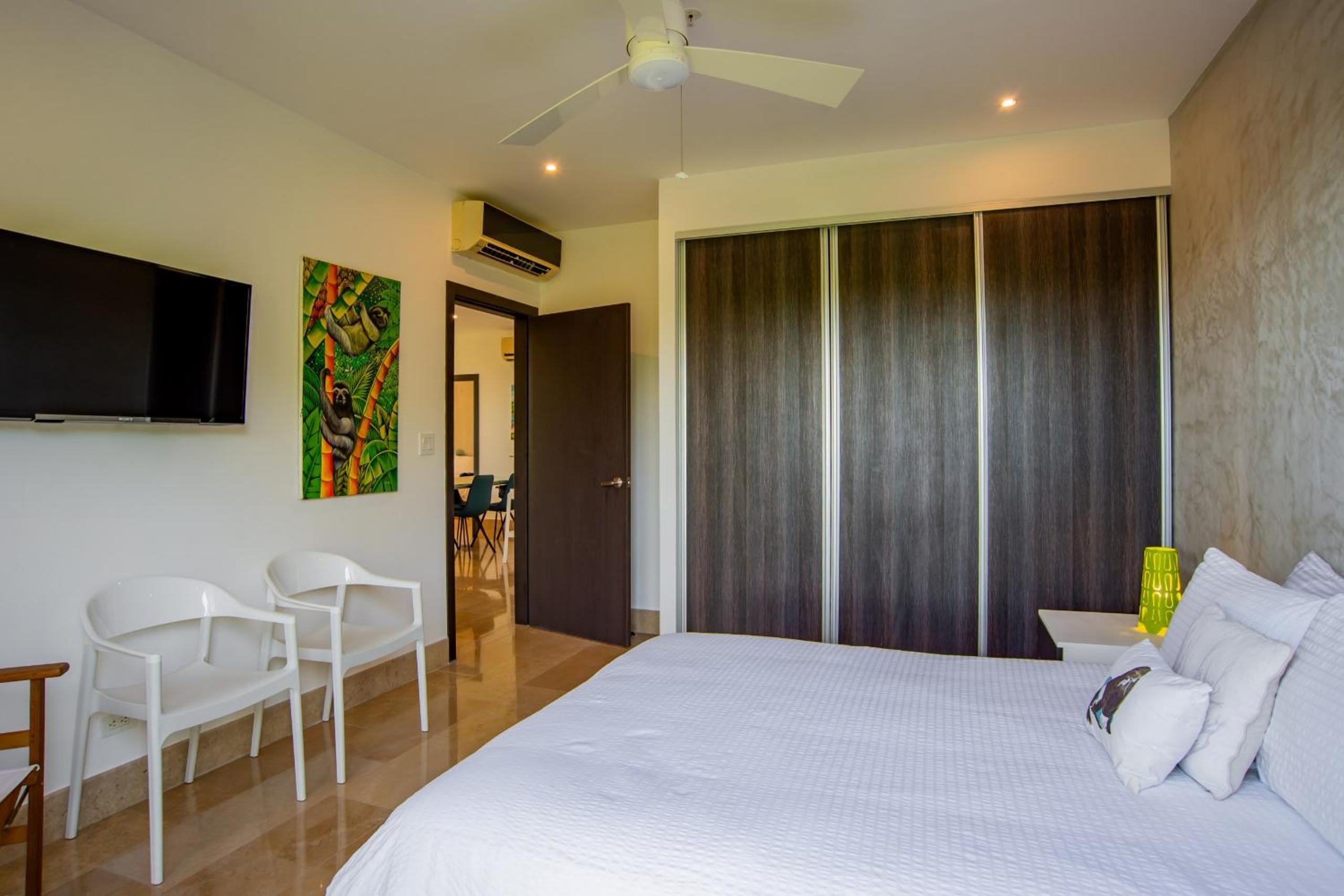 Roble Sabana 305 Luxury Condo - Reserva Conchal