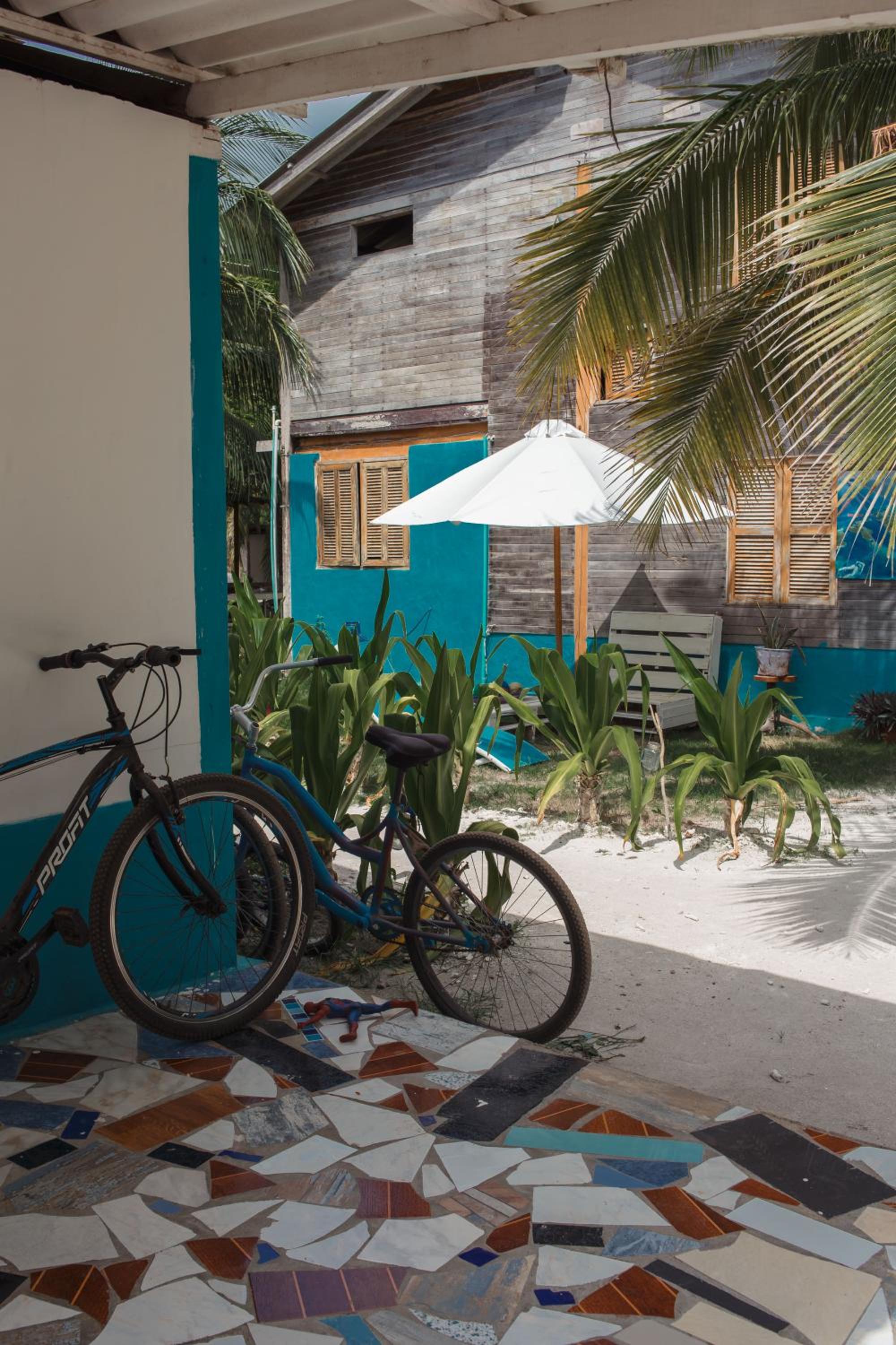 Isla Grande Eco-Hostal