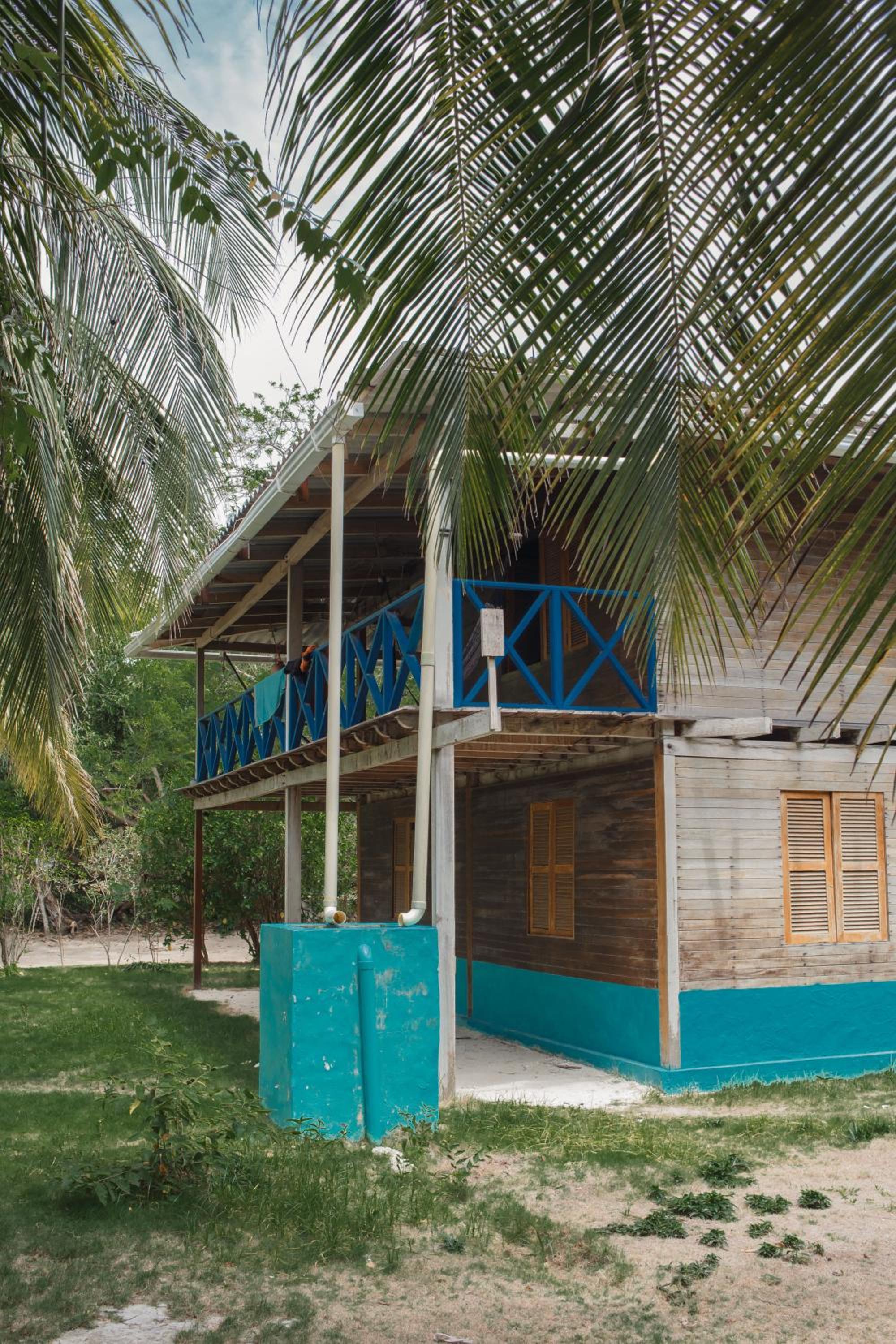 Isla Grande Eco-Hostal
