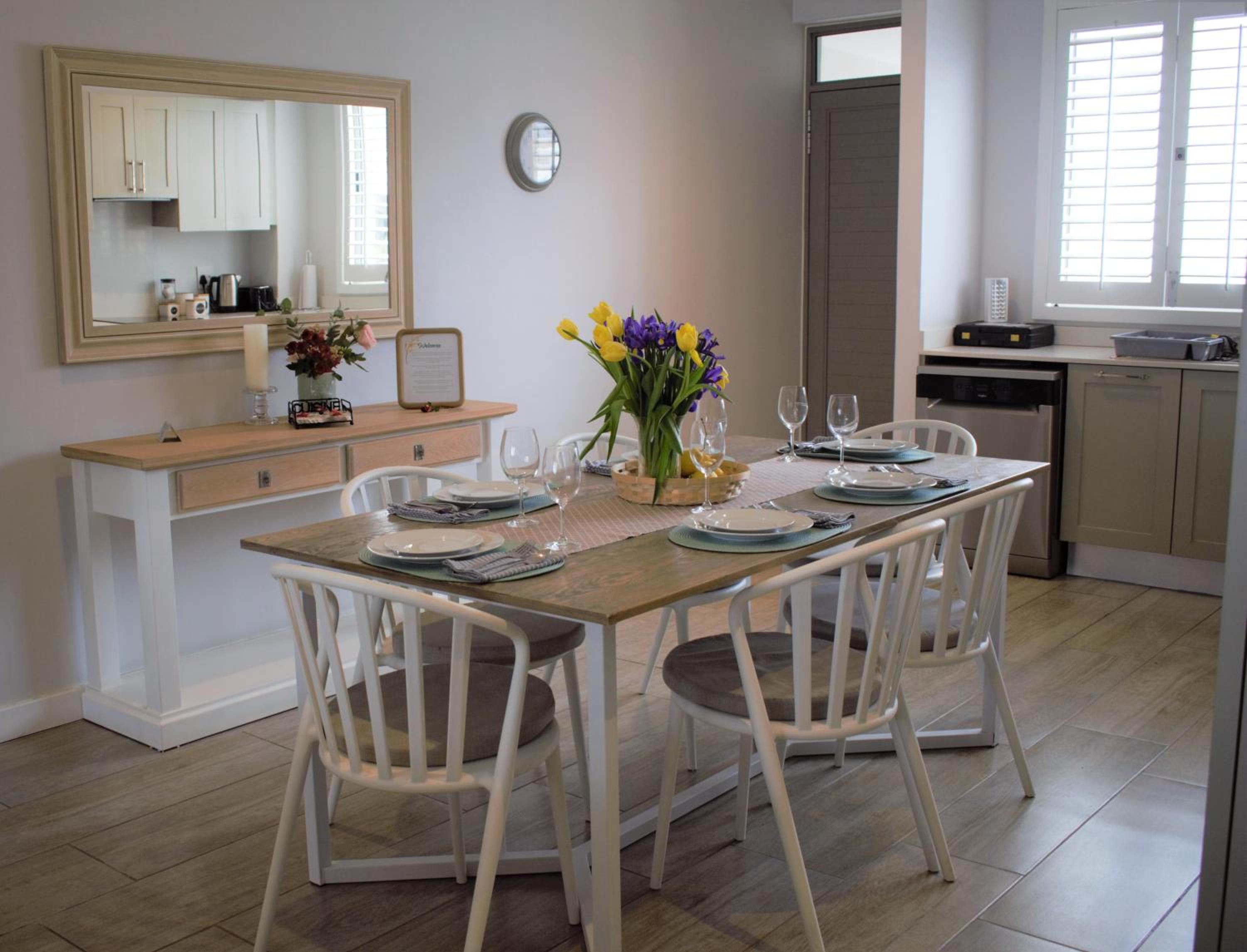 Spacious, Modern & Convenient, photo 33