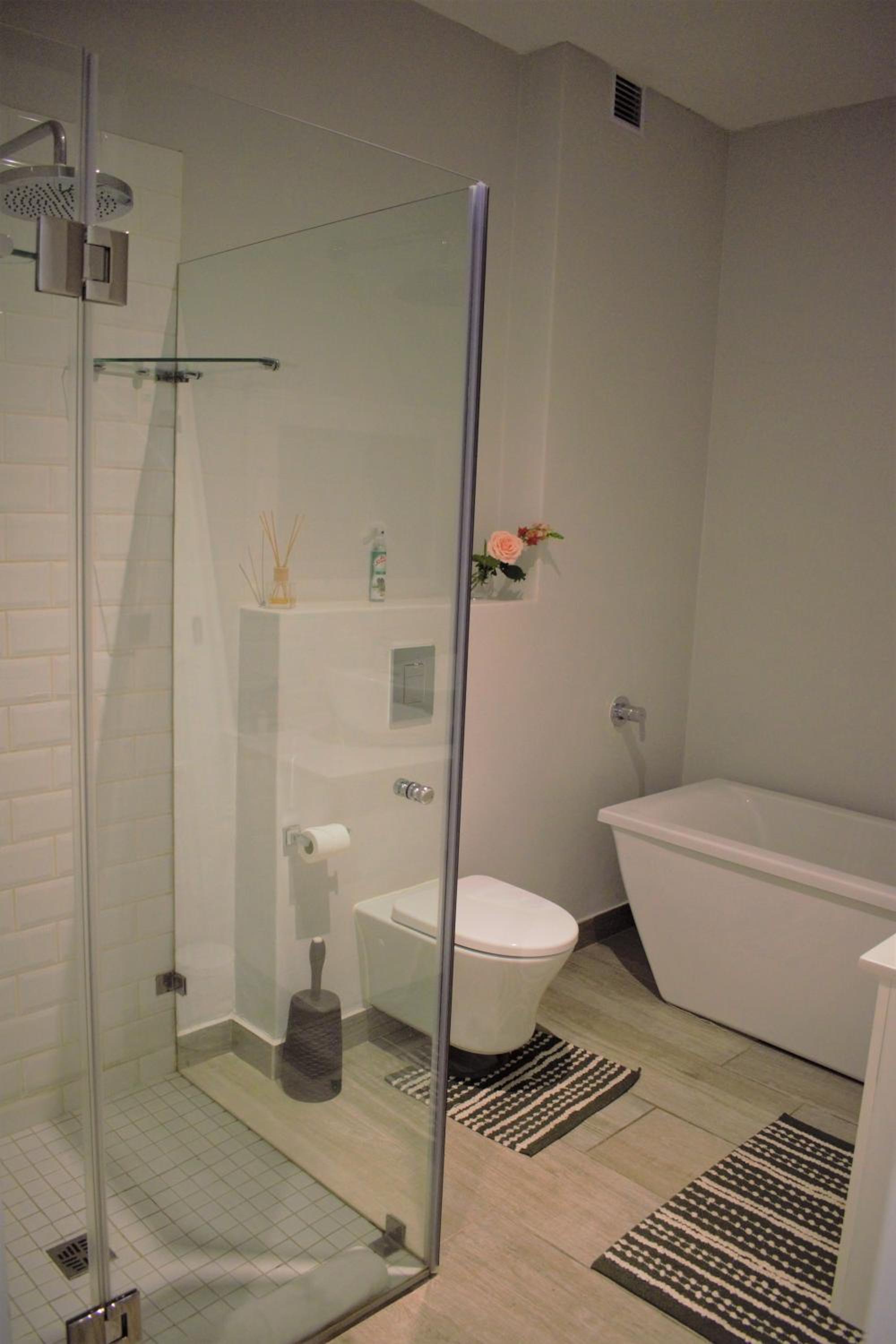 Spacious, Modern & Convenient, photo 13