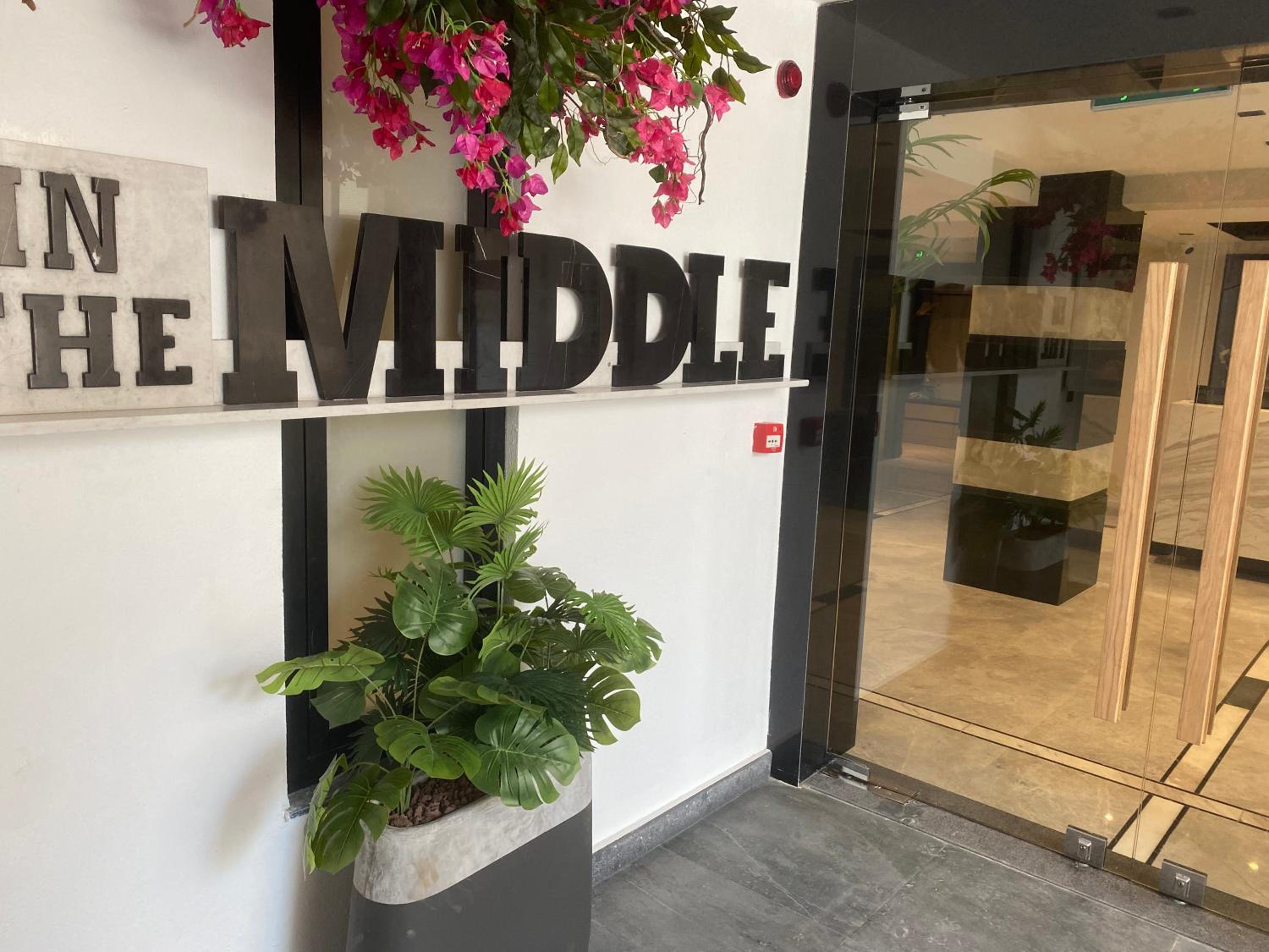 İn The Middle Otel - Image 84