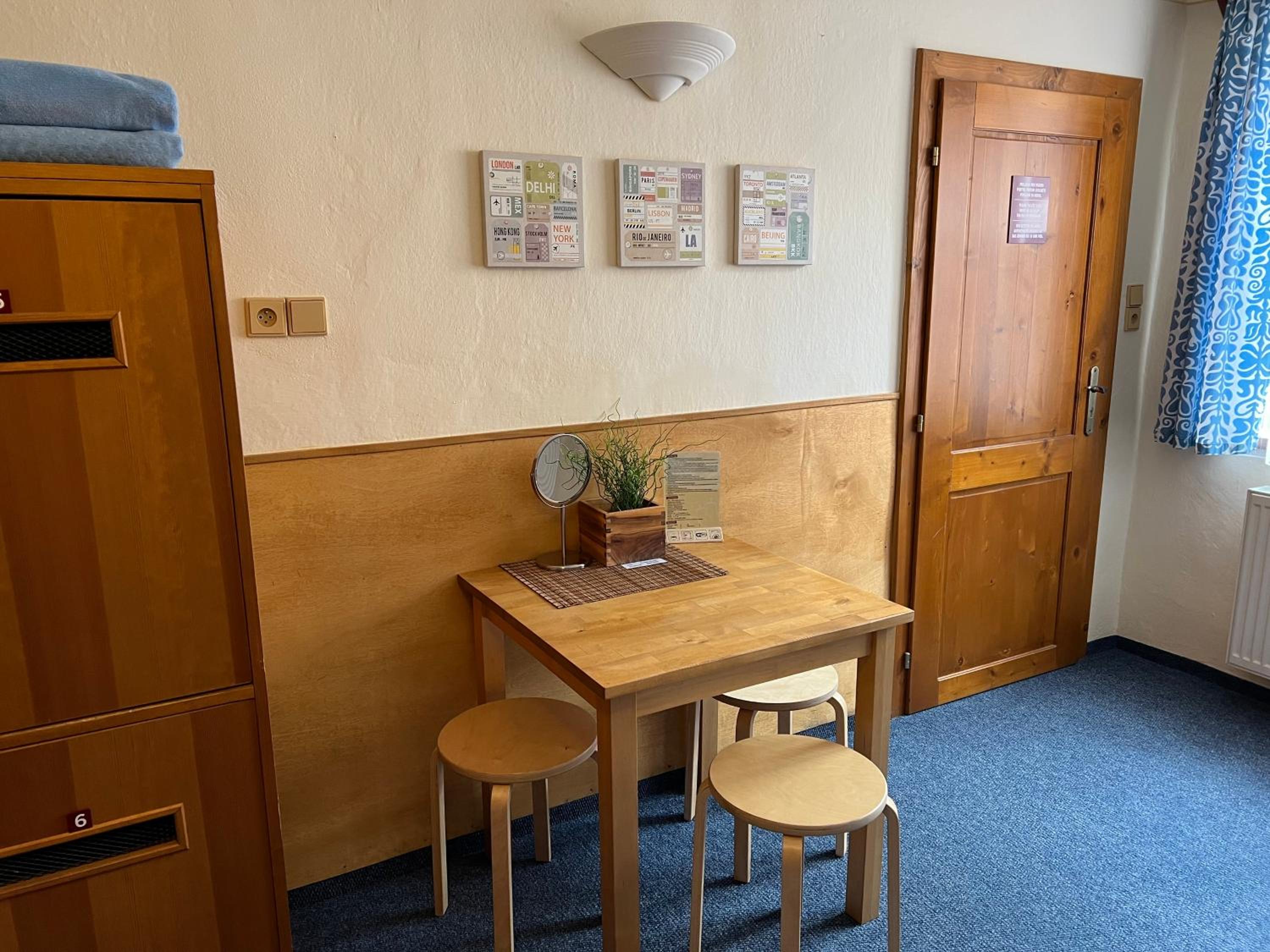 Hostel Postel