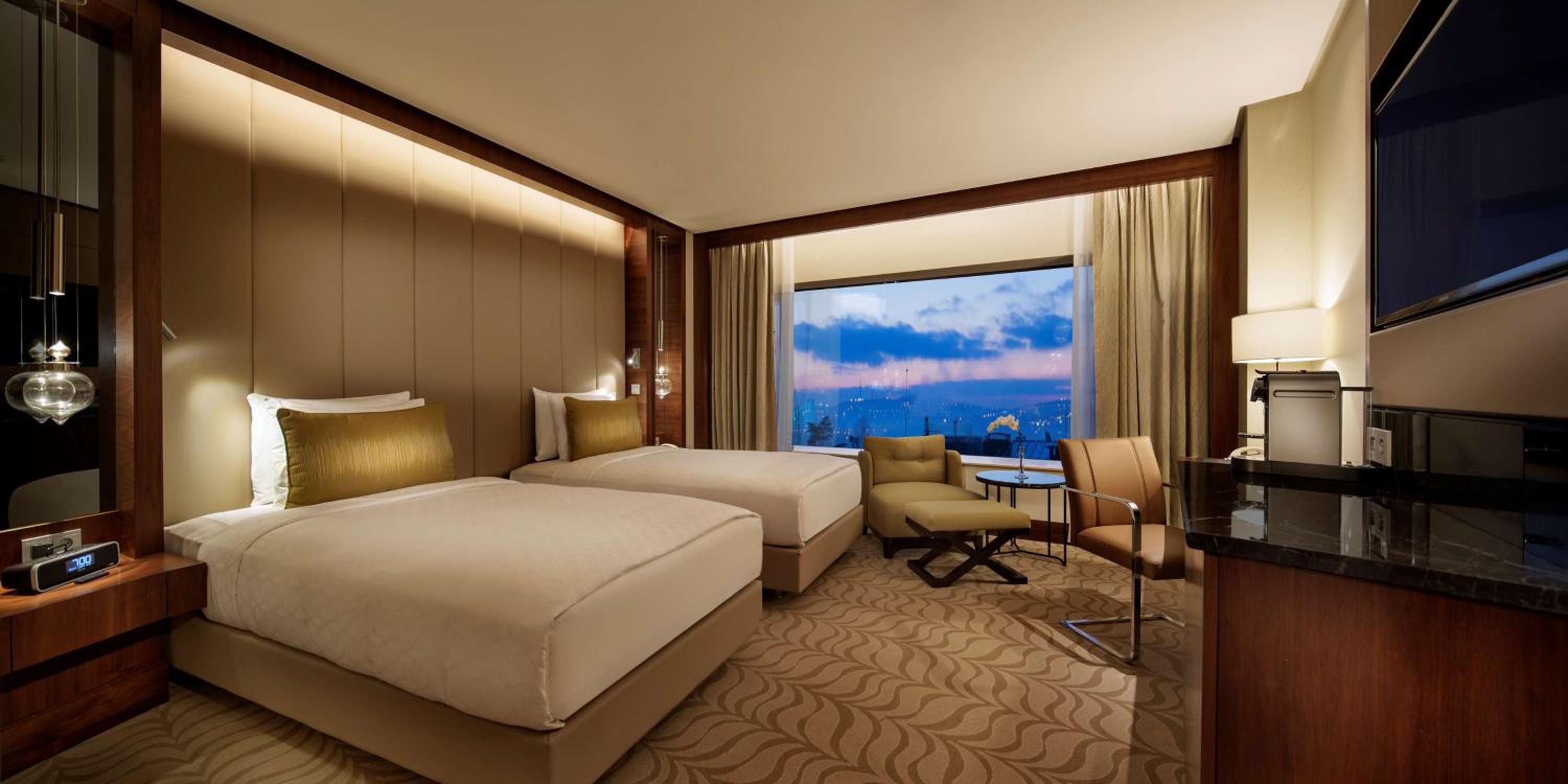 Conrad Istanbul Bosphorus - Image 22