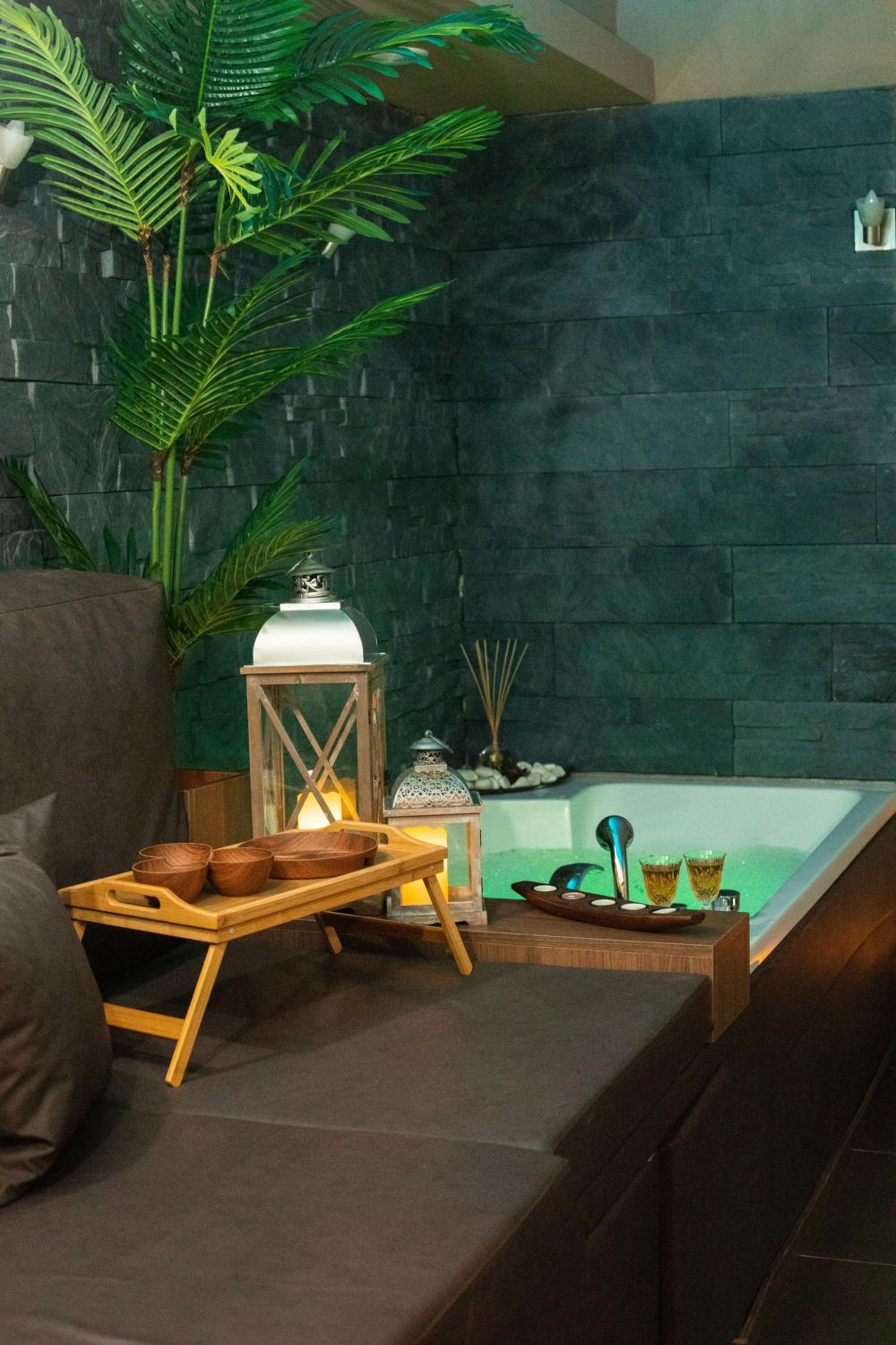 Reina Spa