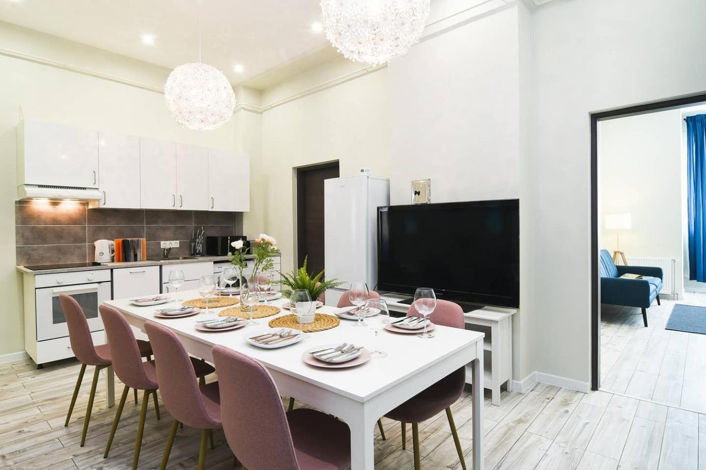 Ultra central and stylish apartment with AC