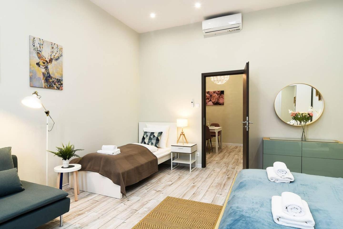 Ultra central and stylish apartment with AC