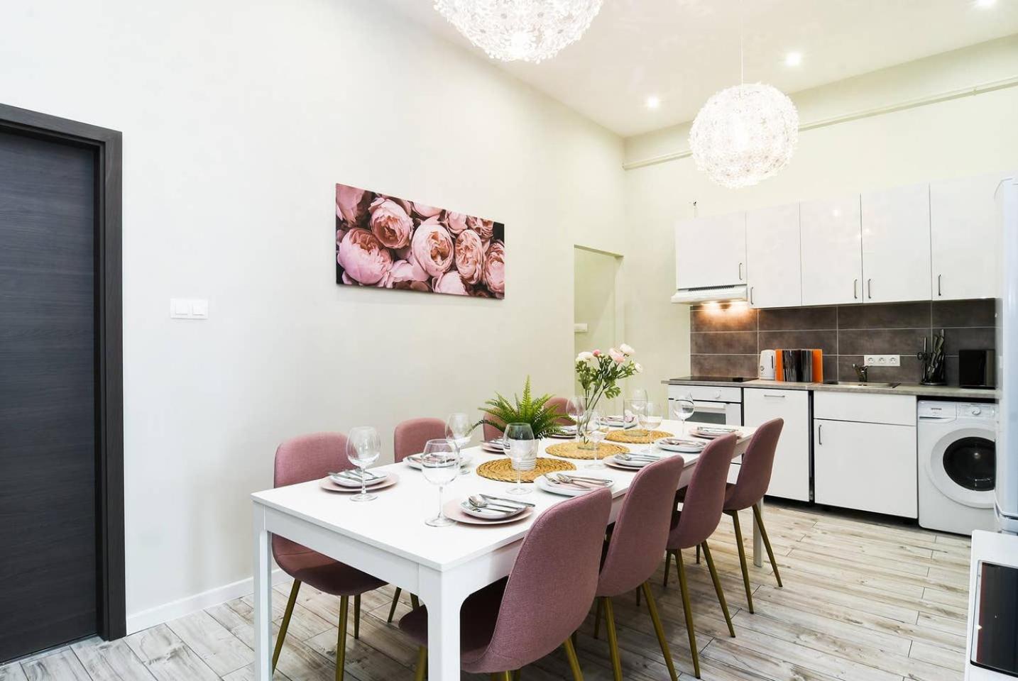 Ultra central and stylish apartment with AC
