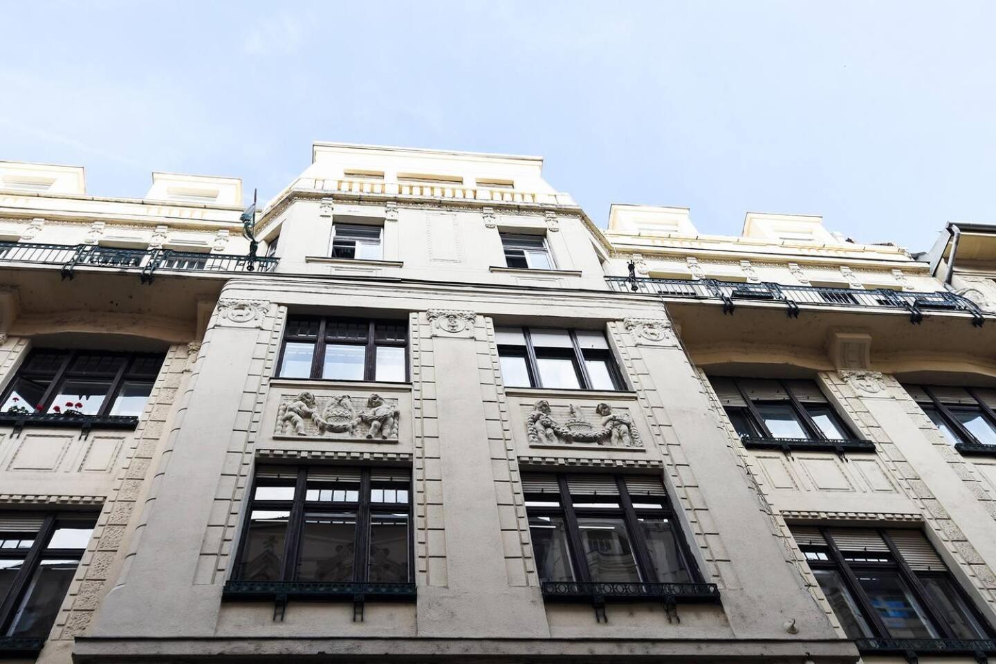 Ultra central and stylish apartment with AC