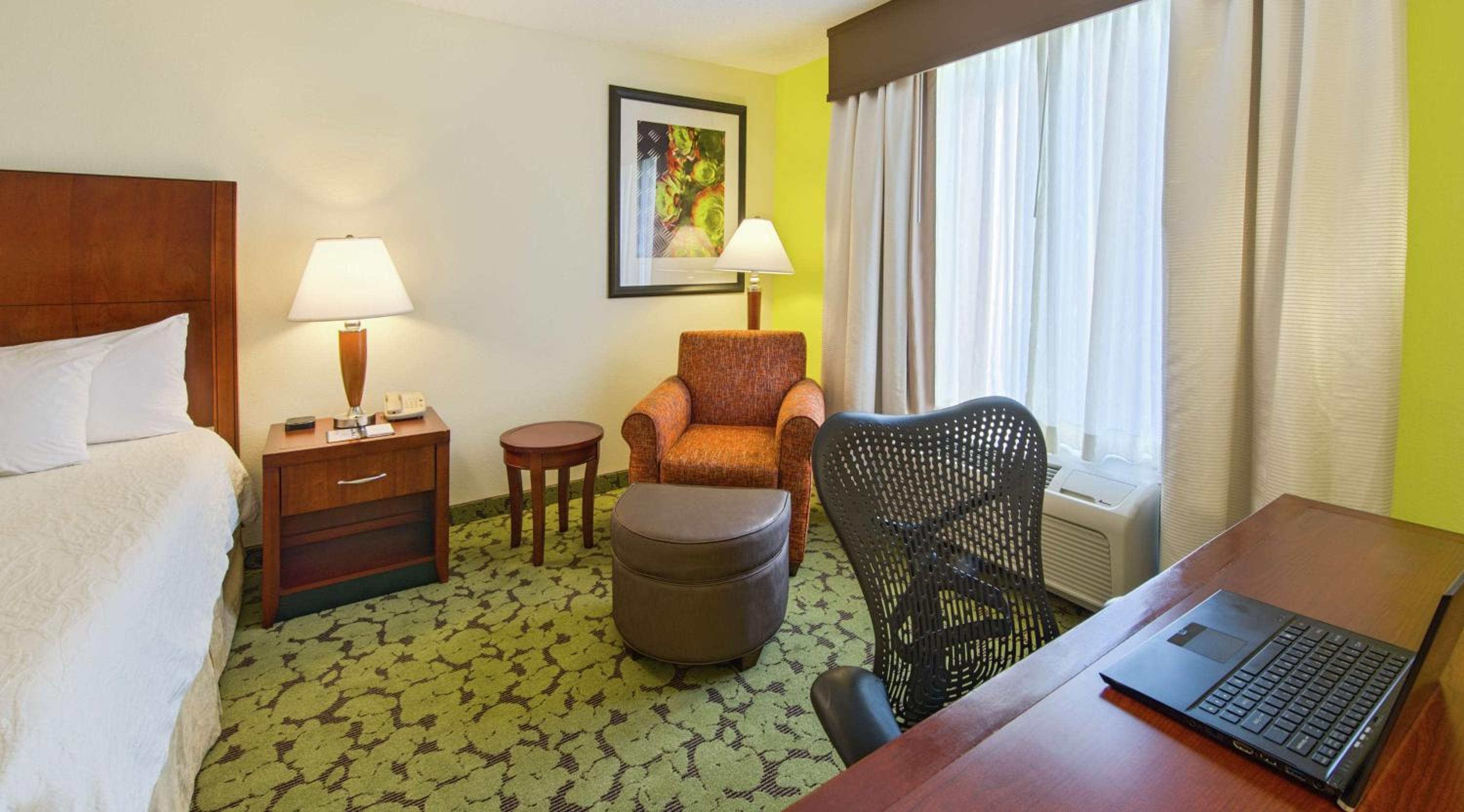 Macon Vacations - Hilton Garden Inn Macon/Mercer University - Property Image 9