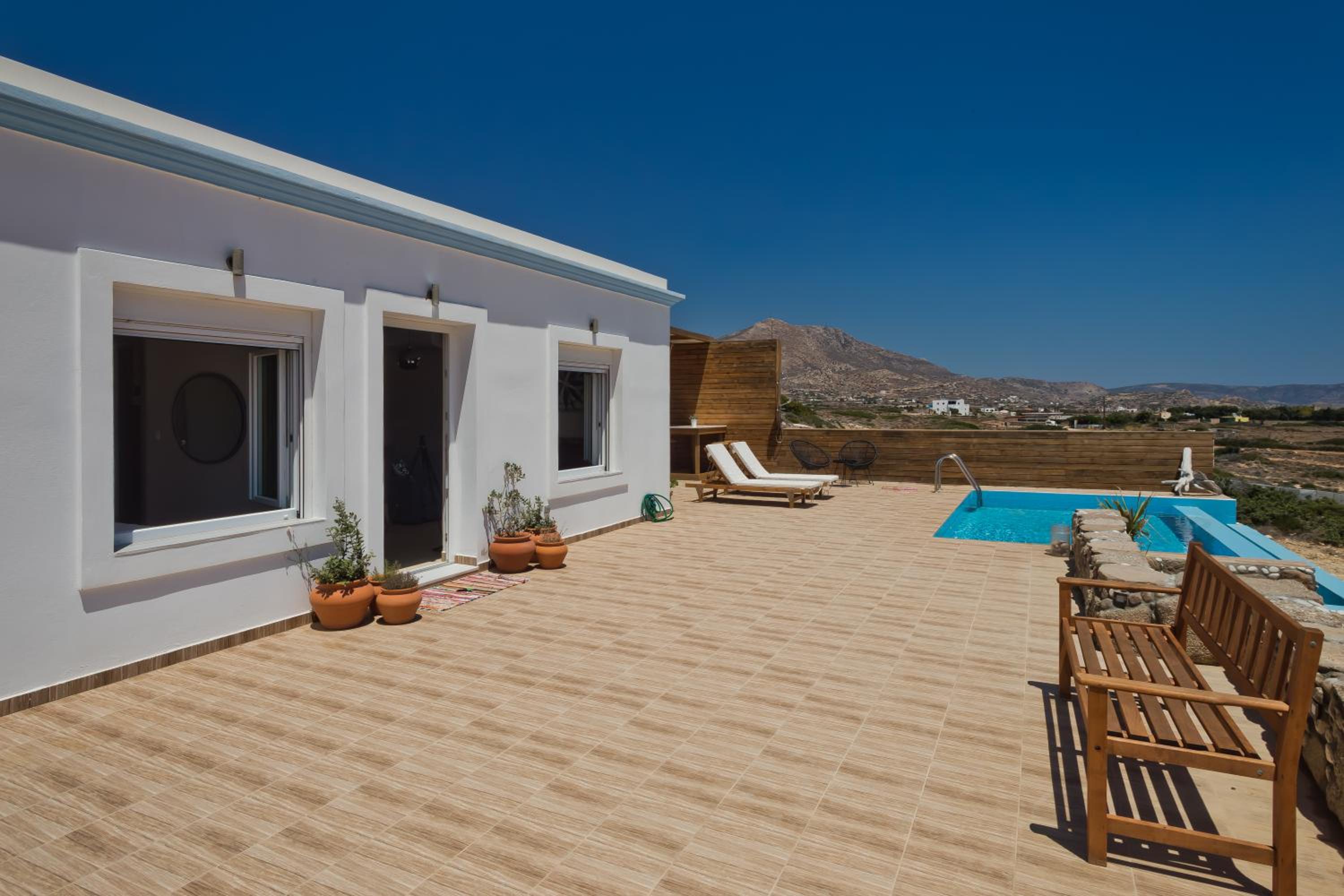 Vento Retreat Villa view 2