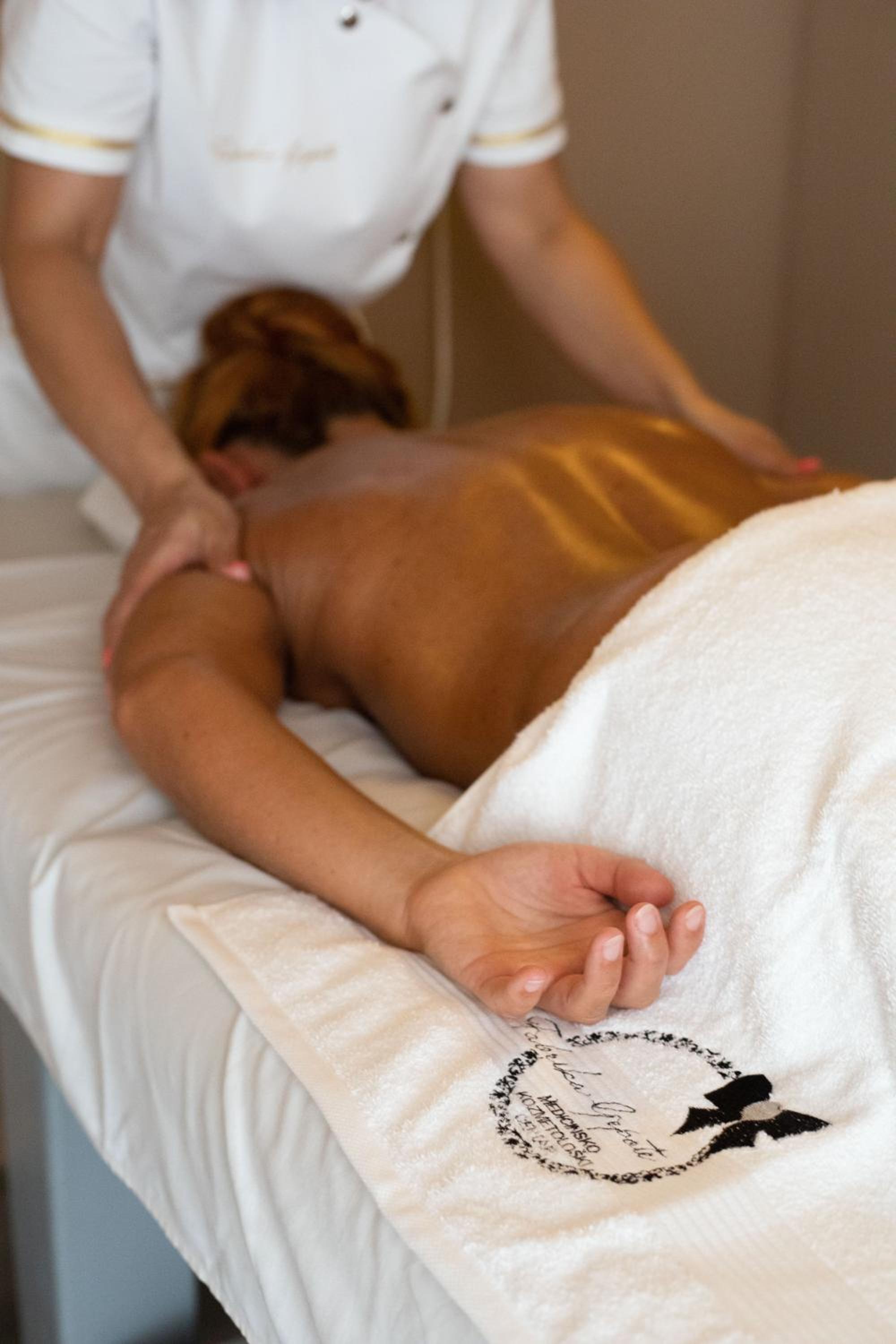 Reina Spa