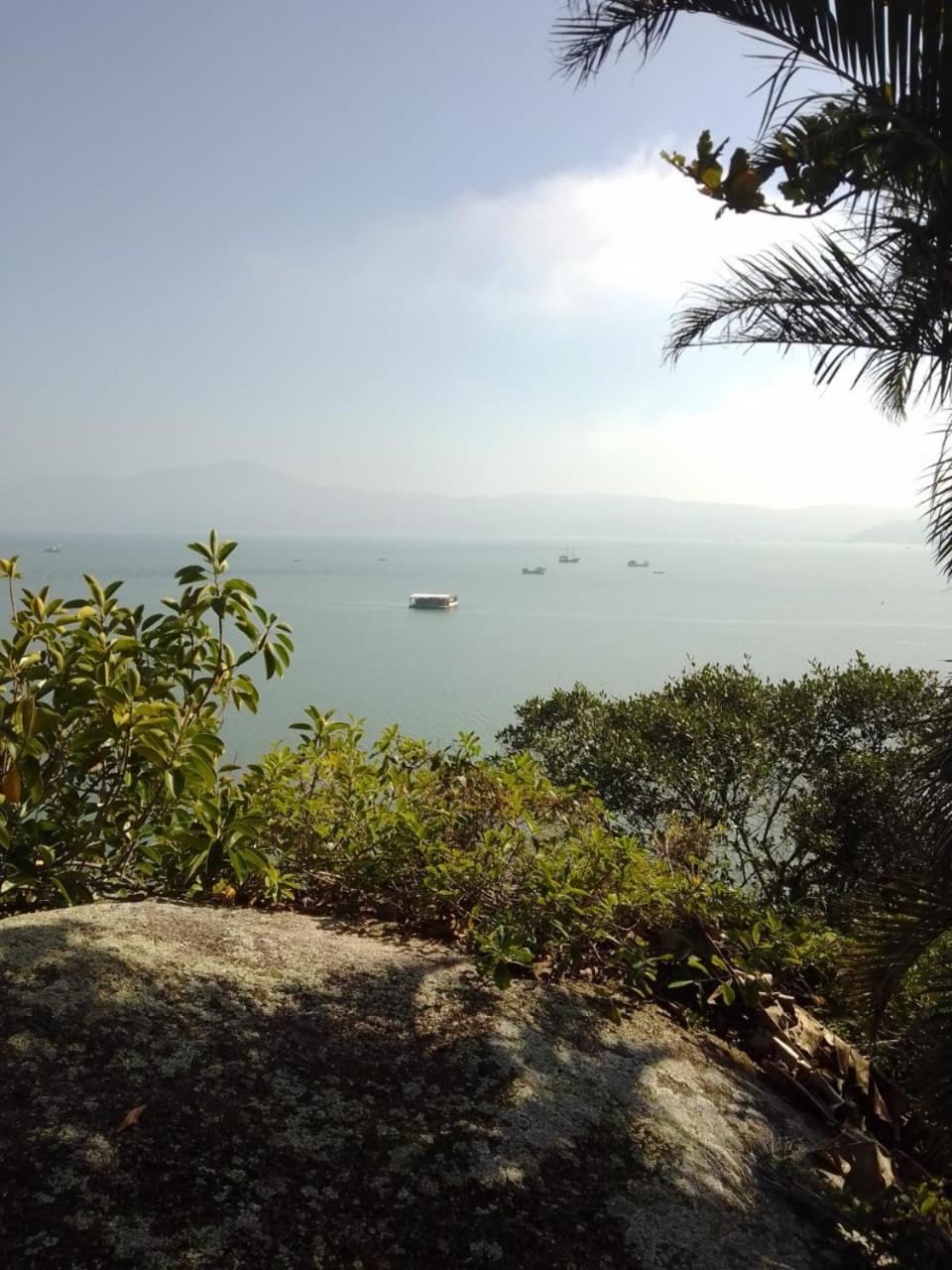 Enseada Das Pedras