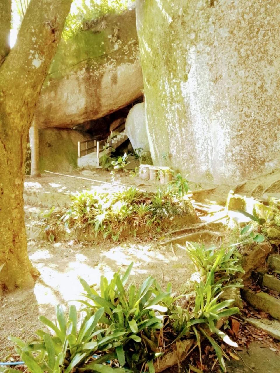 Enseada Das Pedras