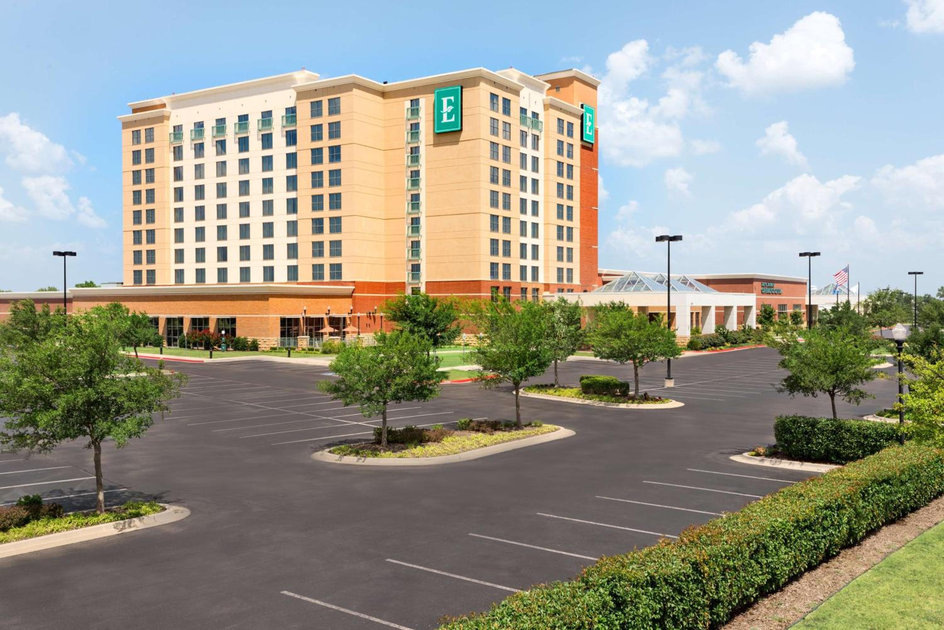 Embassy Suites by Hilton Norman Hotel Conference Center - Property Image 28