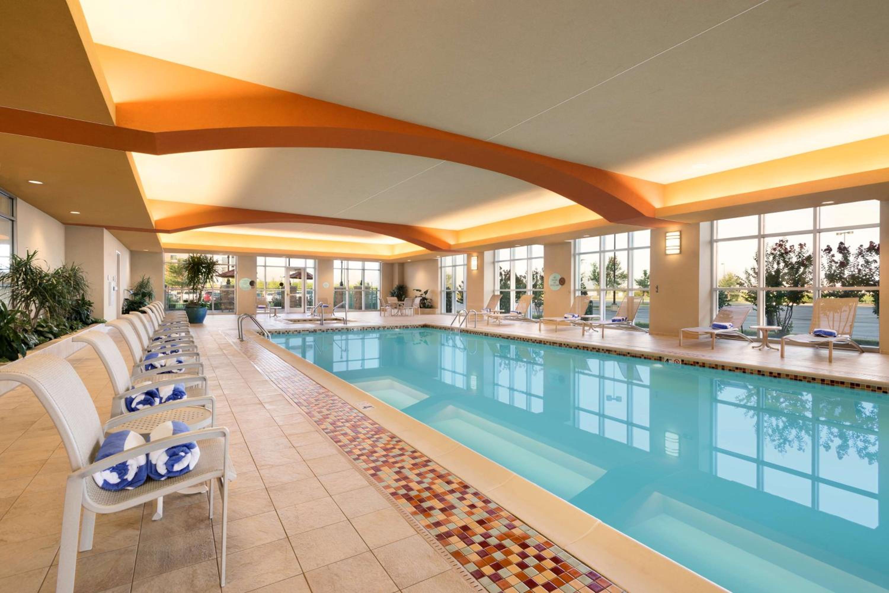 Embassy Suites by Hilton Norman Hotel Conference Center - Property Image 31