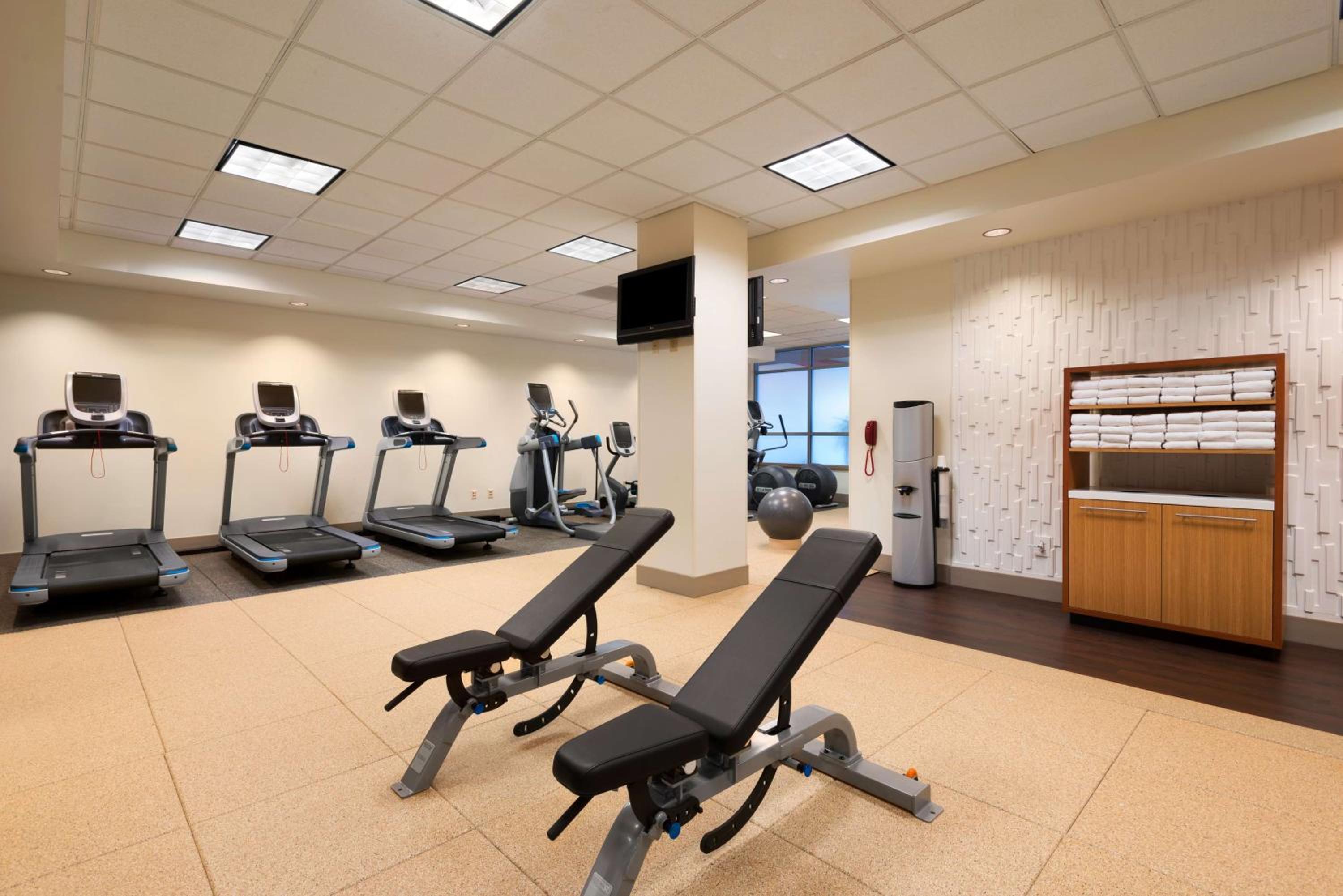 Embassy Suites by Hilton Norman Hotel Conference Center - Property Image 43