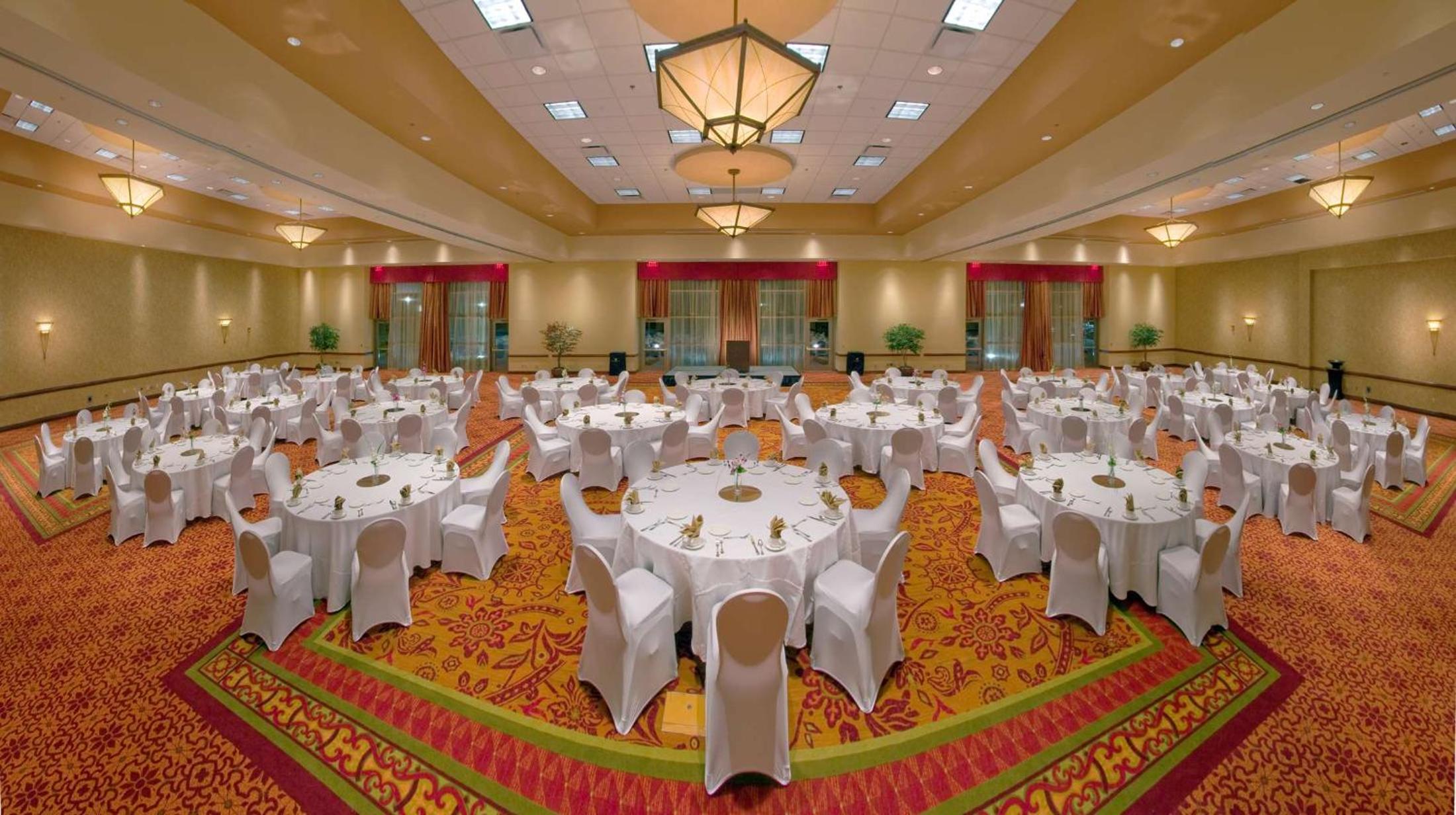Embassy Suites by Hilton Norman Hotel Conference Center - Property Image 12
