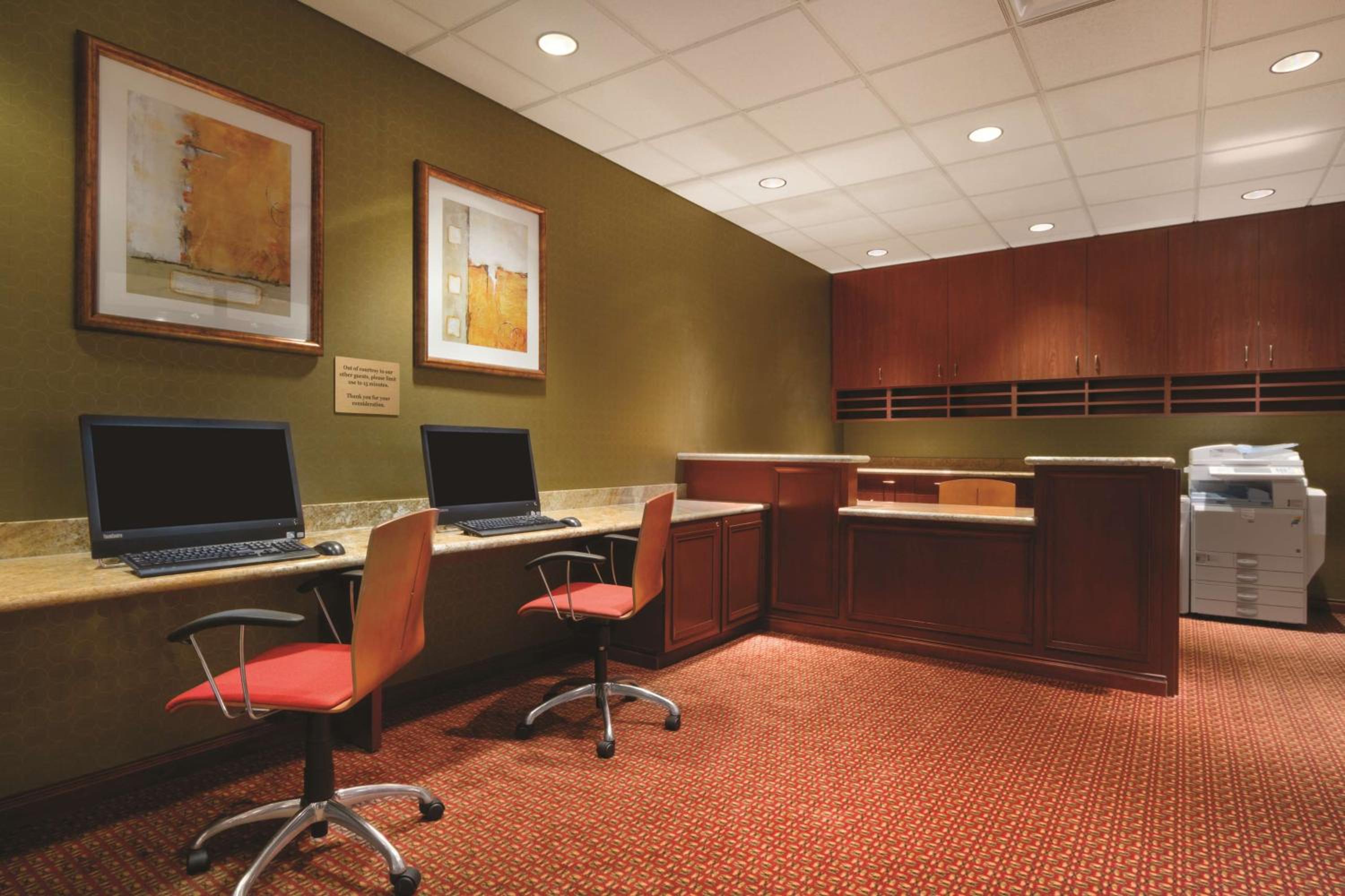 Embassy Suites by Hilton Norman Hotel Conference Center - Property Image 22