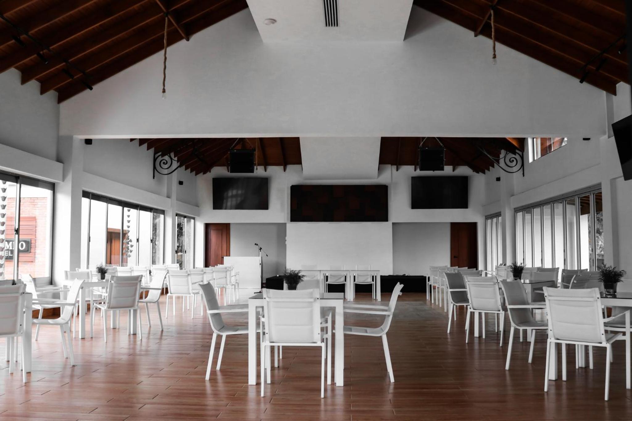 Vista del Campo Country Club & Villas view 4
