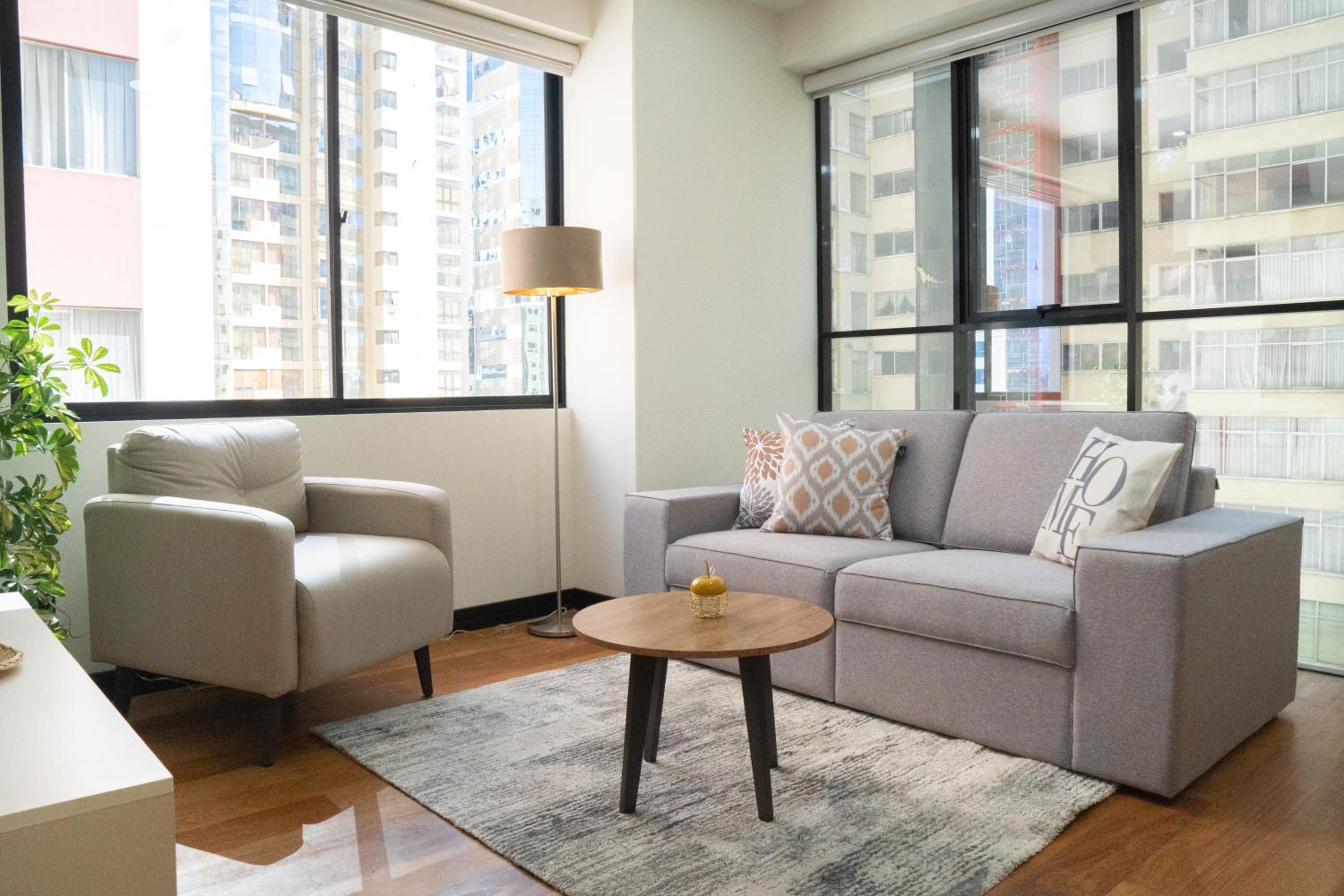 Sky Suites - Incredible 2 Bedroom Apartment in La Paz