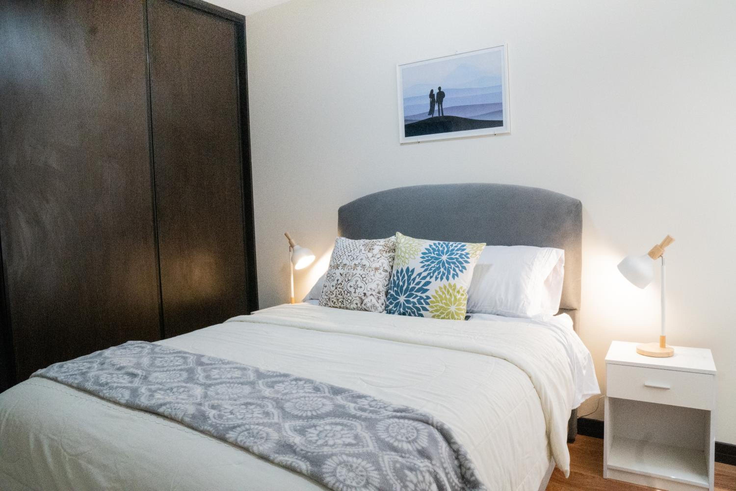 Sky Suites - Incredible 2 Bedroom Apartment in La Paz