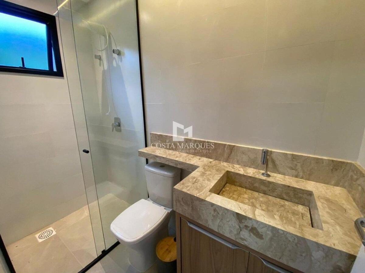 Apartamento em Bombas