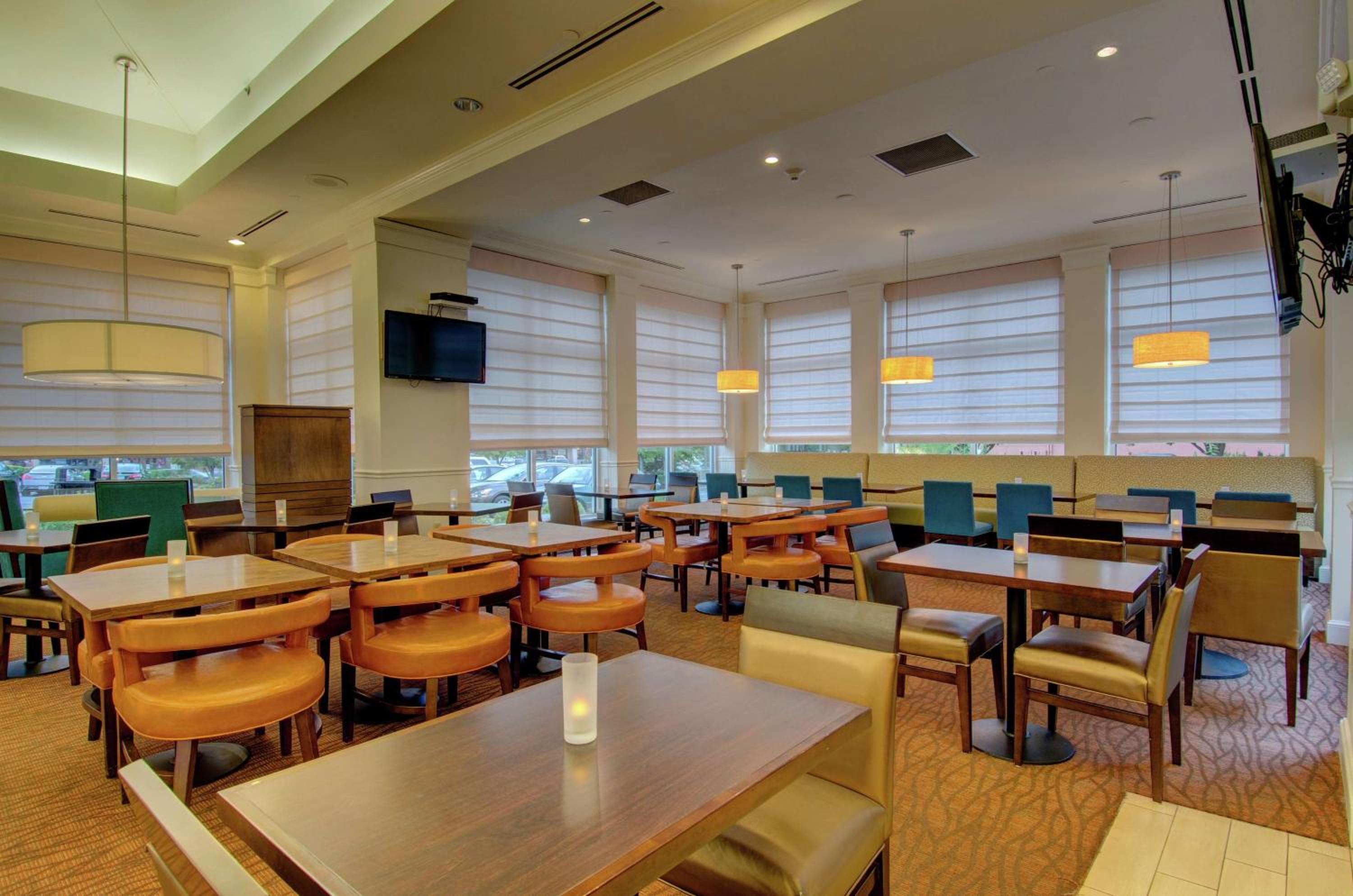 Norwalk CA Vacations - Hilton Garden Inn Norwalk - Property Image 40