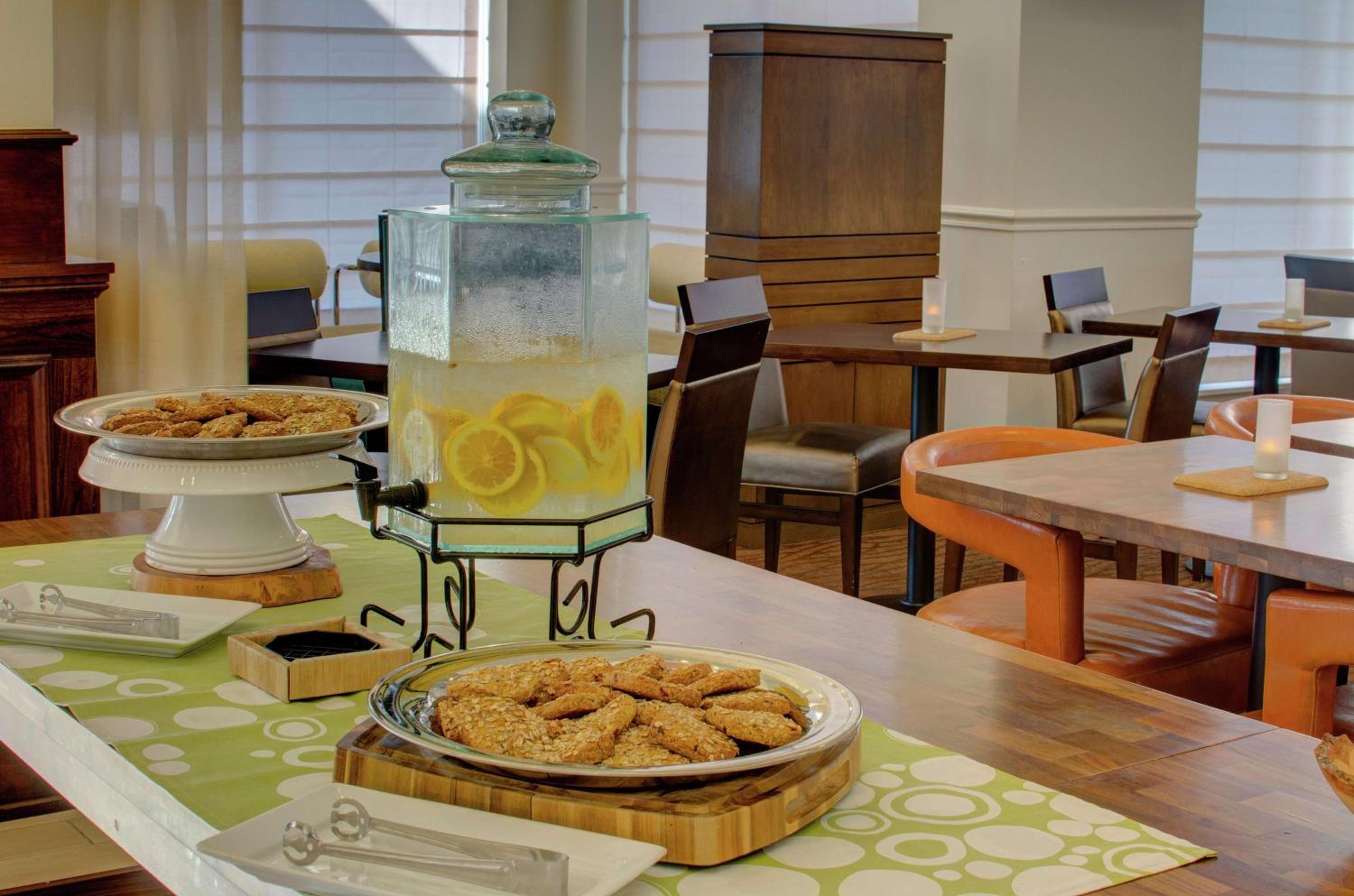 Norwalk CA Vacations - Hilton Garden Inn Norwalk - Property Image 39