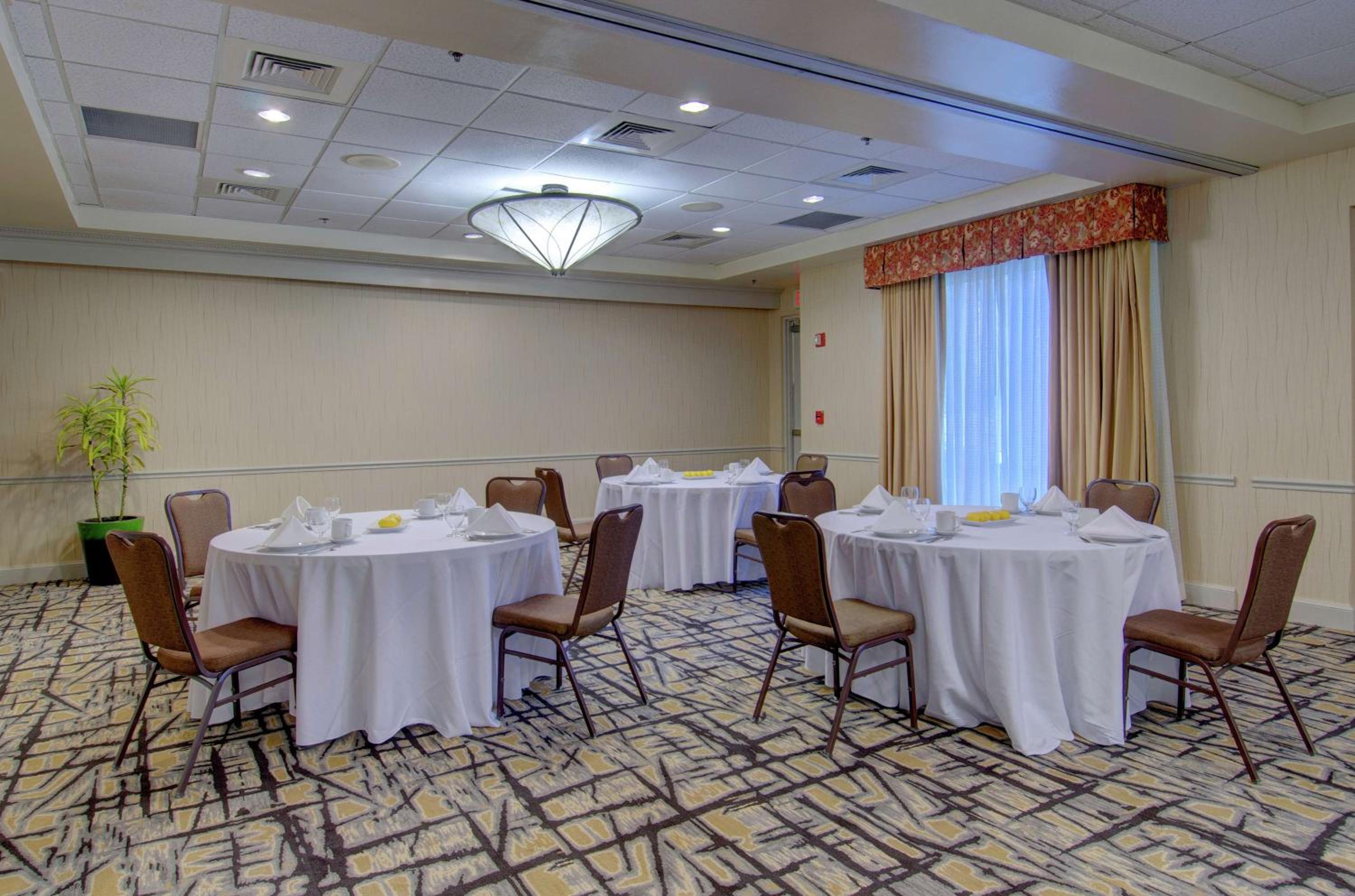 Norwalk CA Vacations - Hilton Garden Inn Norwalk - Property Image 27